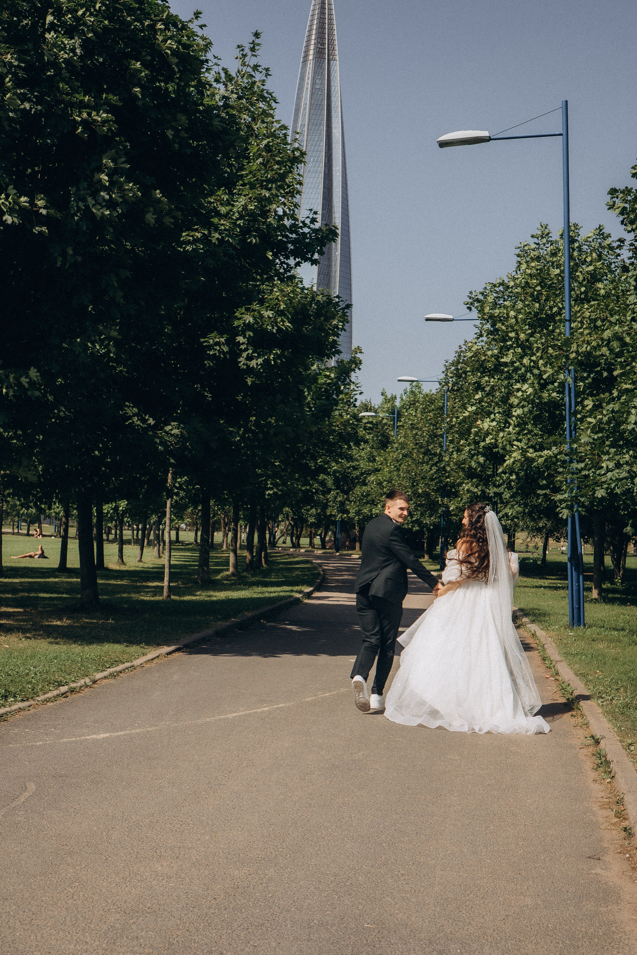 СВАДЕБНАЯ СЬЕМК В ПАРКЕ 300-ЛЕТИЯ. Профессиональный фотограф, Санкт-Петербург — Виктория Богомолова
