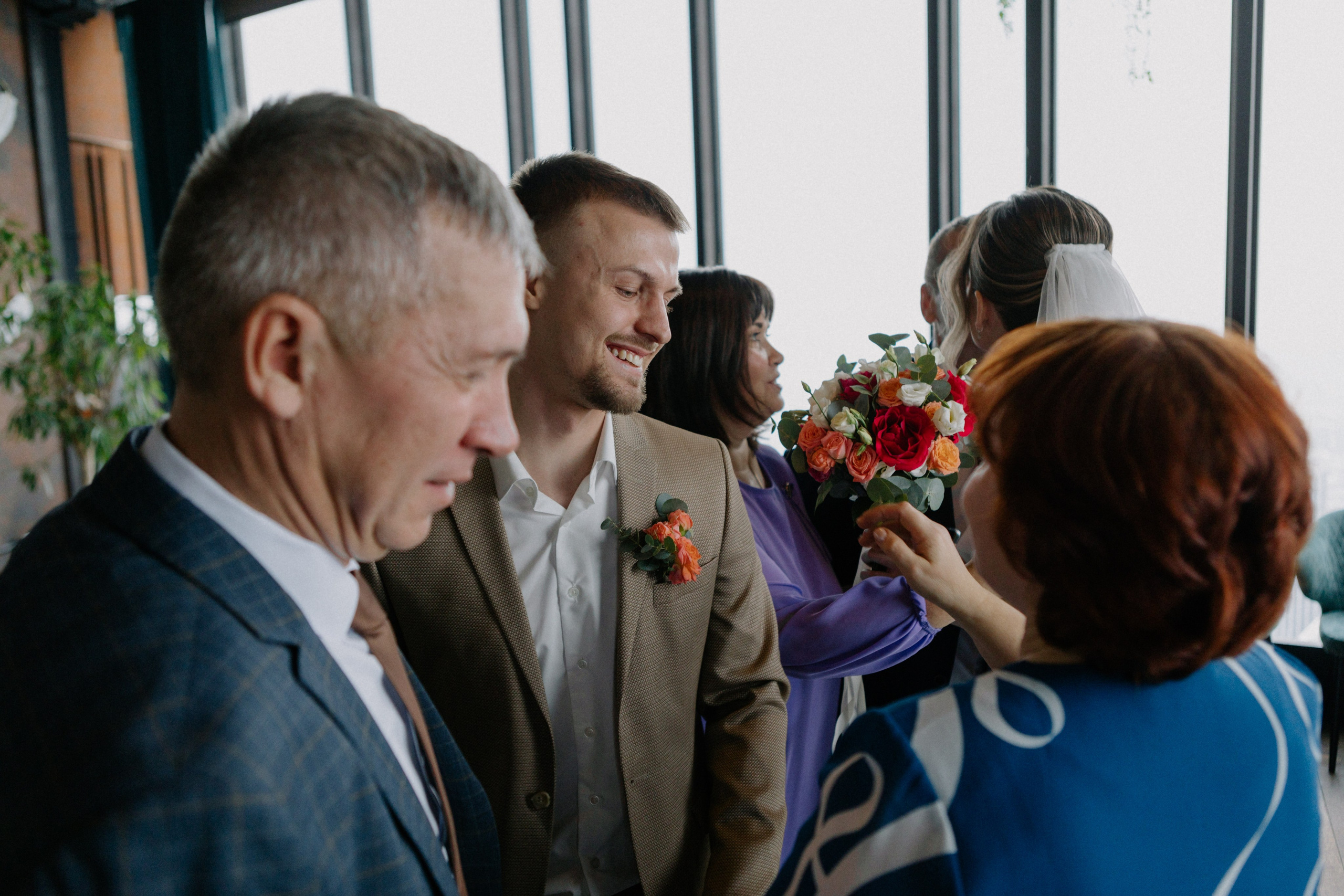 Ксюша и Илья. Утро в отеле роспись в Birds. Свадебный и портретный фотограф в Москве Анастасия Масюк