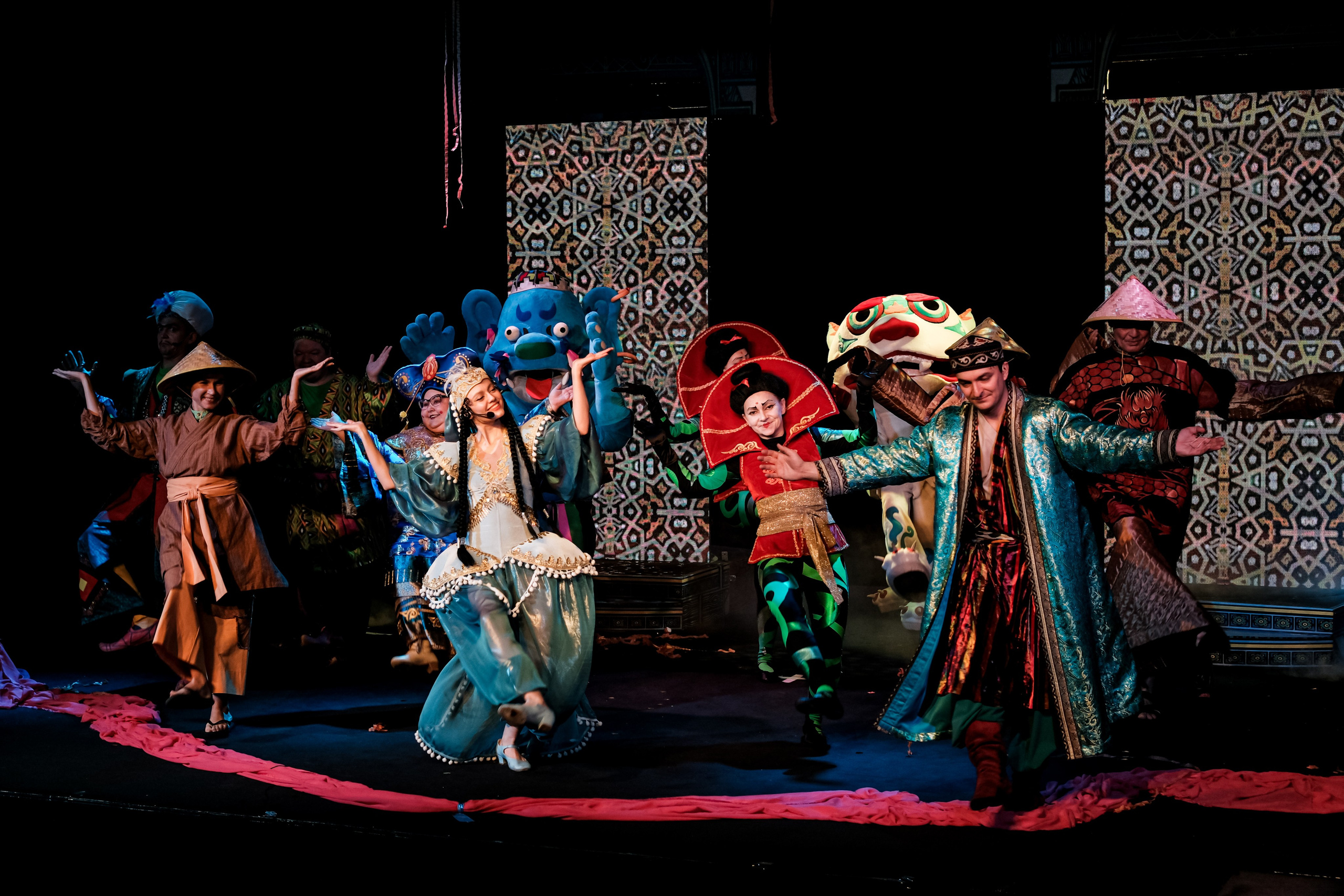 Театр. Фотограф и видеограф в Тюмени Анна Жагорина, ваши фото еще не отдавали так быстро!