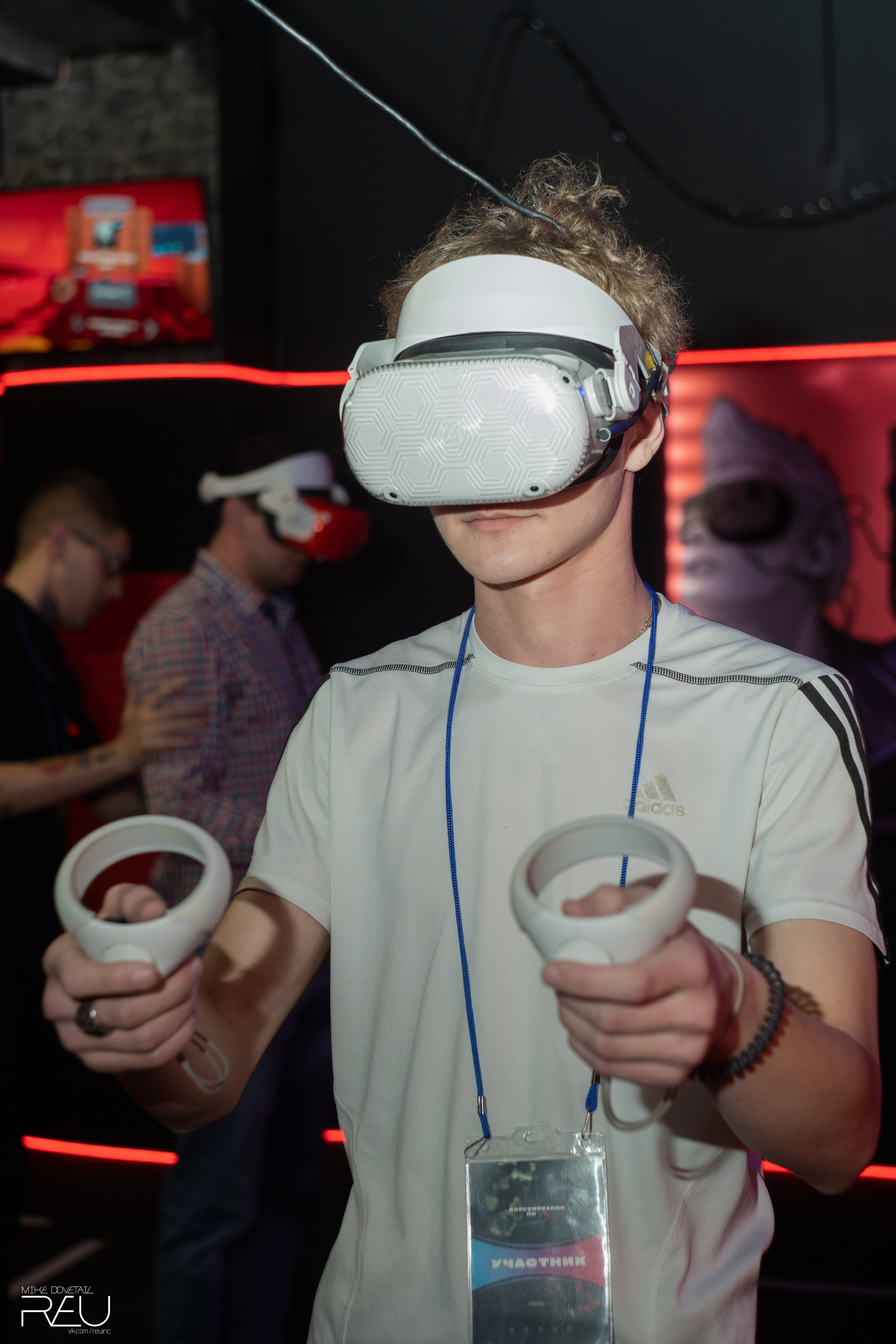 ТУРНИР ПО VR. Mike Dovetail | Портретный и репортажный фотограф