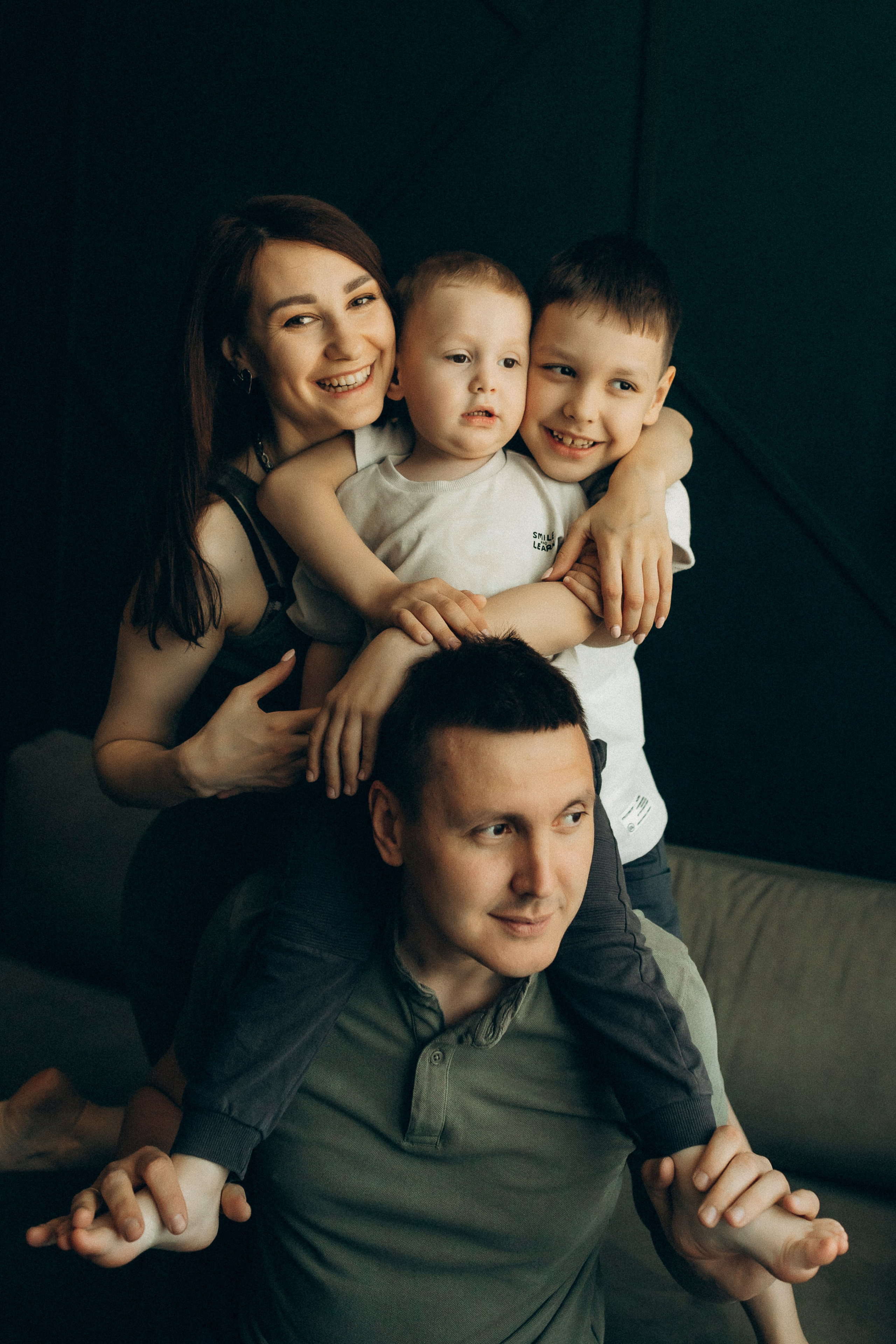 Лена, Дима, Данил и Тимур. Семейный фотограф и детский фотограф в Волгограде Алеся Бутакова — дет