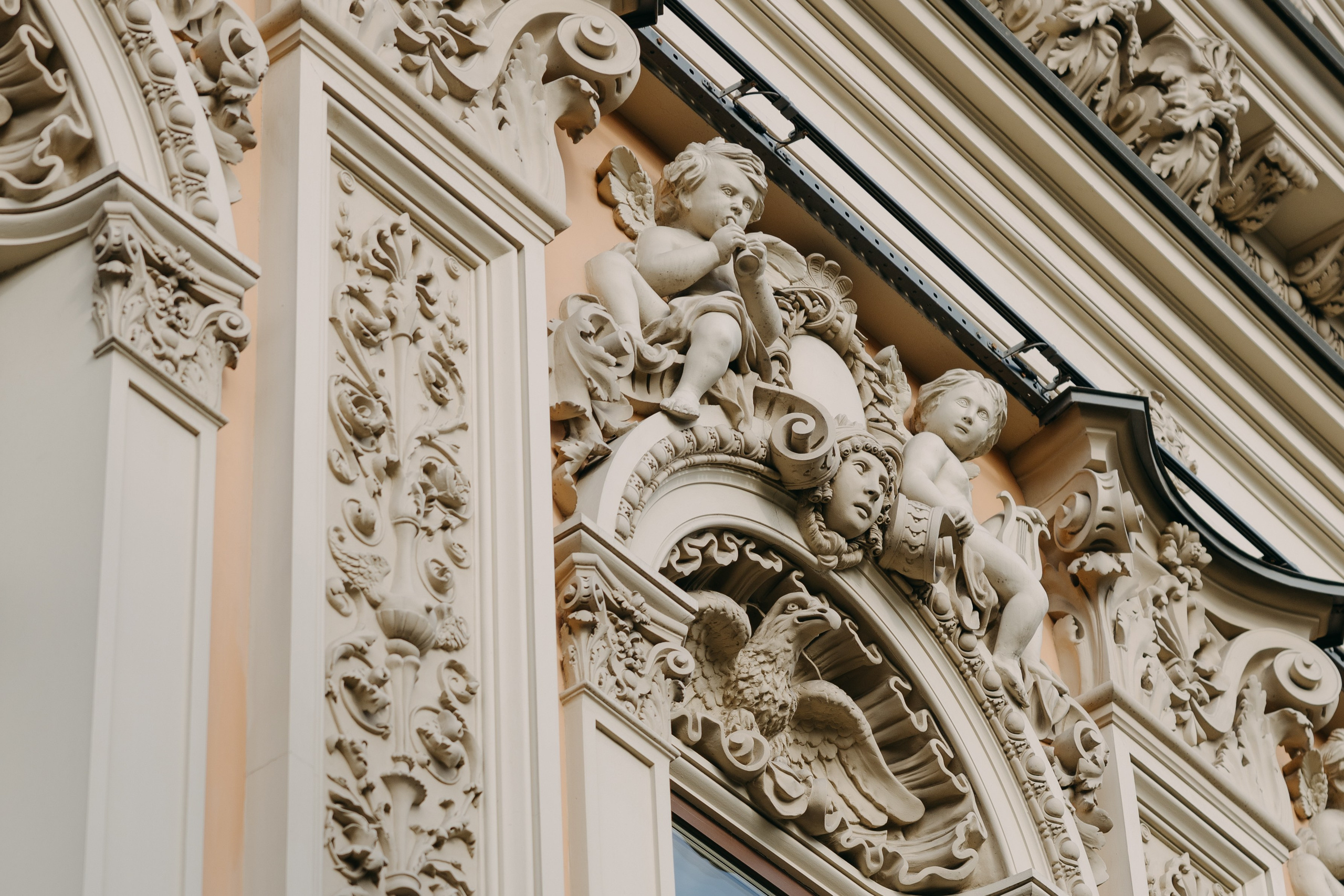 Утро в отеле Twelve Reasons и банкет в усадьбе Шелепаново. Свадебный фотограф Москва Анастасия Храмова