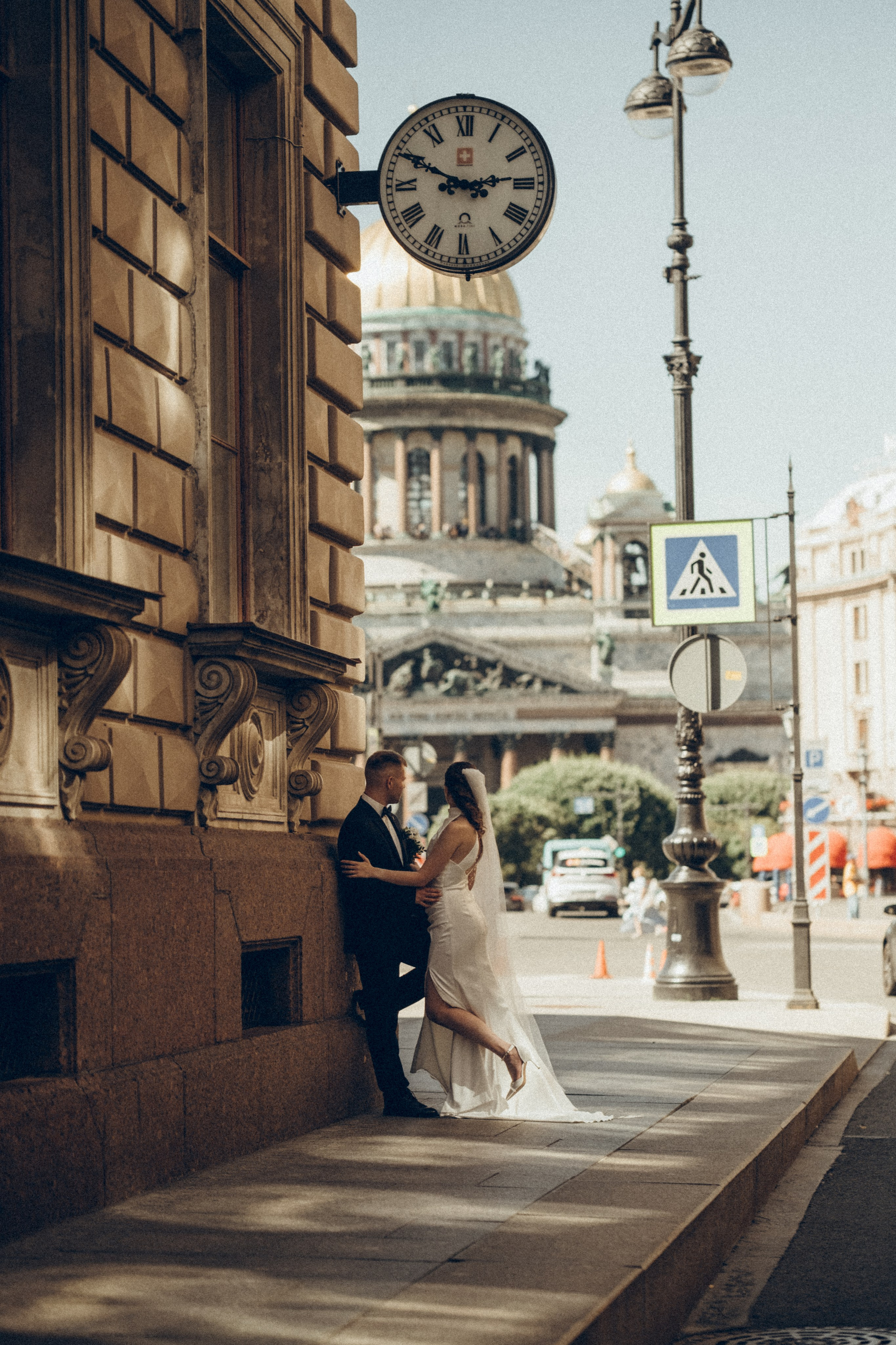 Быстрая фотосессия в ЗАГСе на Английской набережной. Professional photoartist in St. Petersburg (wedding, reportage, portrait, model book, love story) Alexander Shvedov