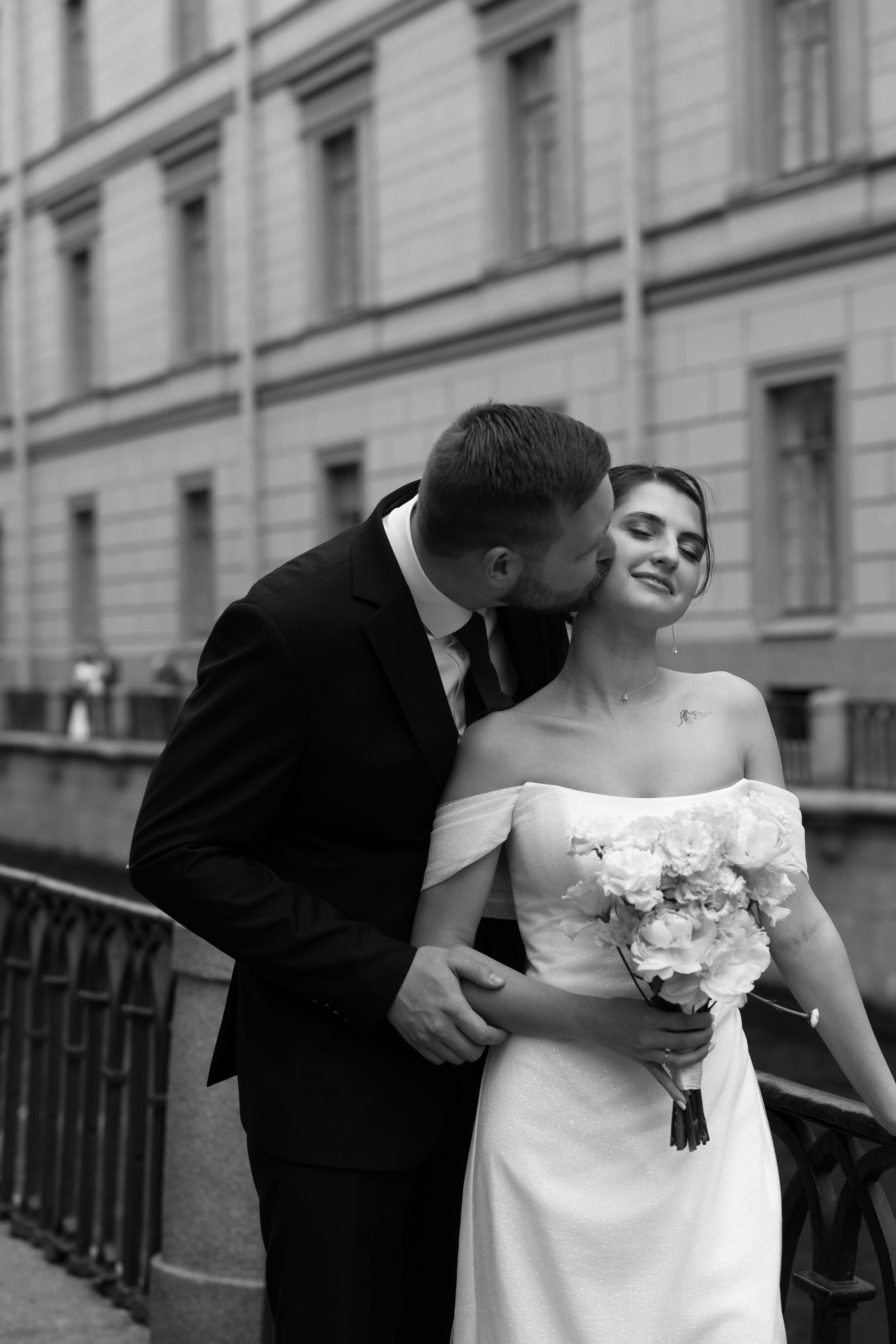 Elegance. Galina and Nikita Bykovets, a wedding photographer and videographer duo in Germany