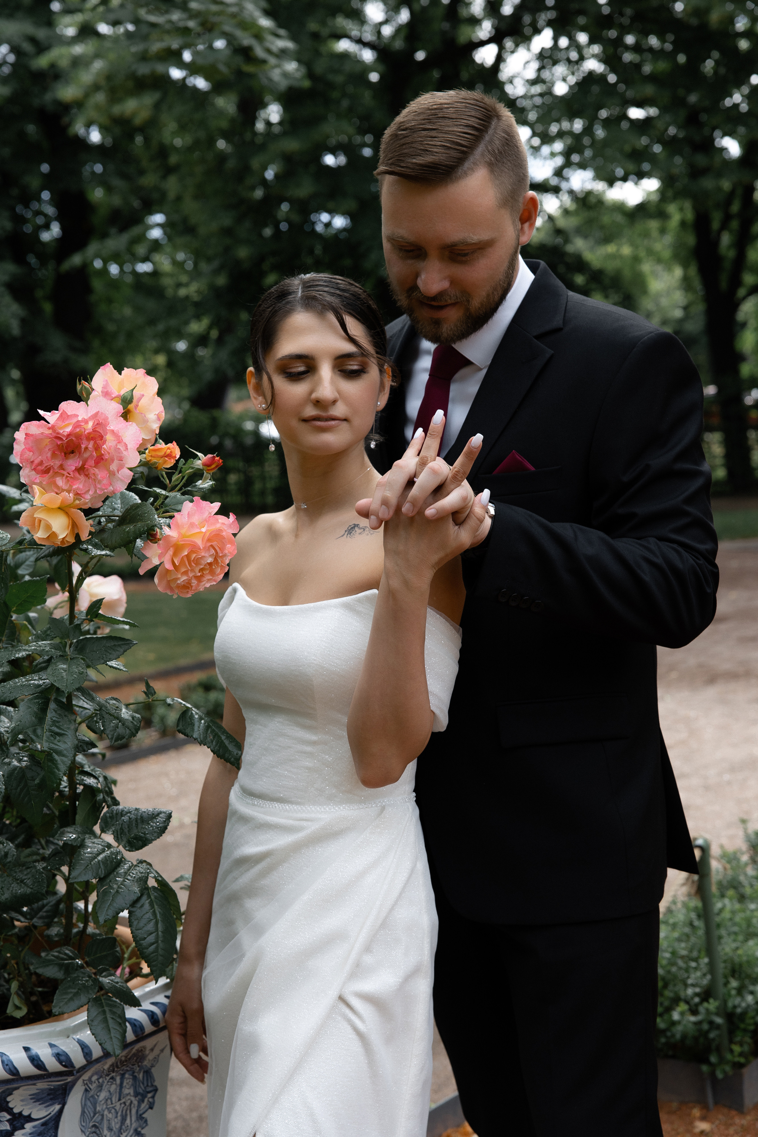Elegance. Galina and Nikita Bykovets, a wedding photographer and videographer duo in Germany