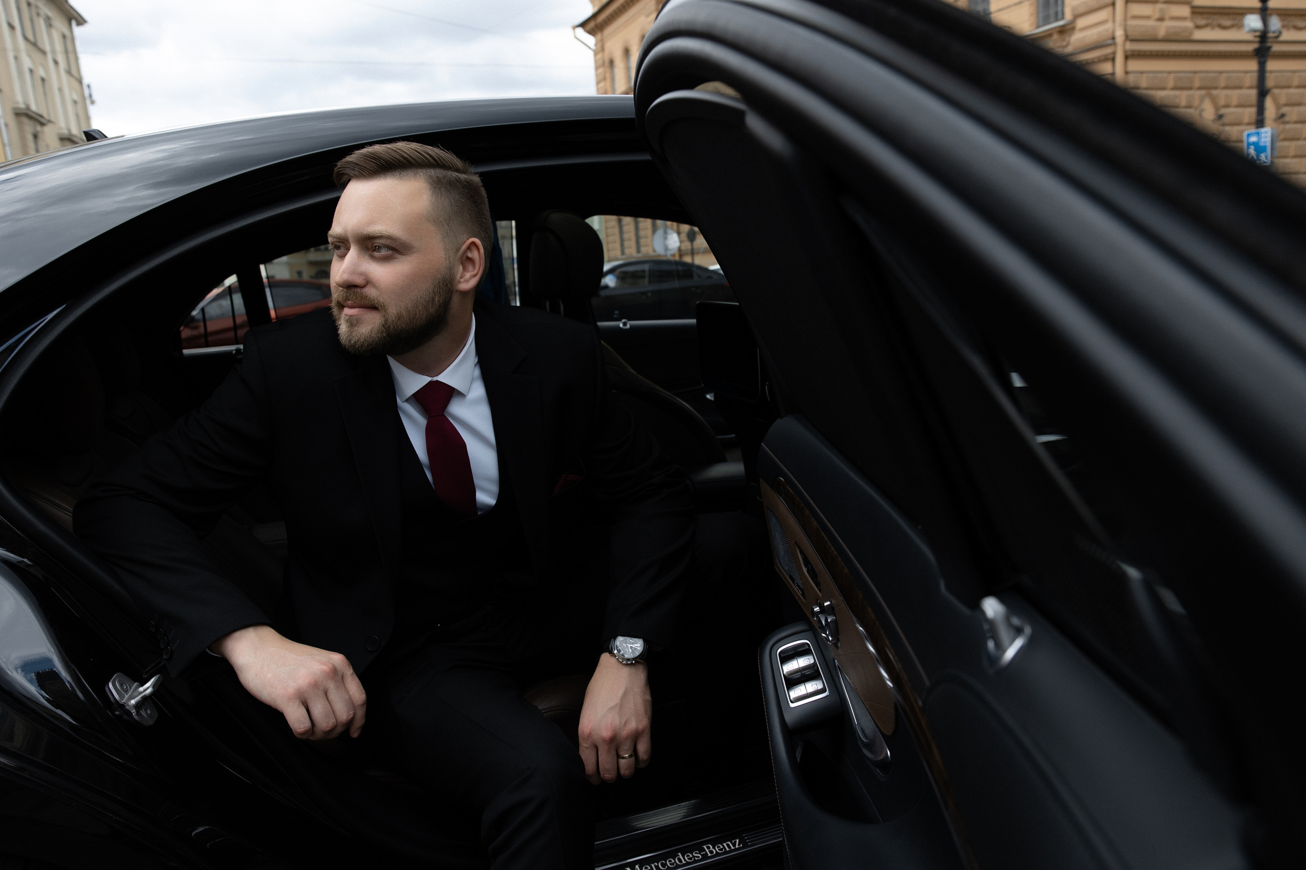 Elegance. Galina and Nikita Bykovets, a wedding photographer and videographer duo in Germany