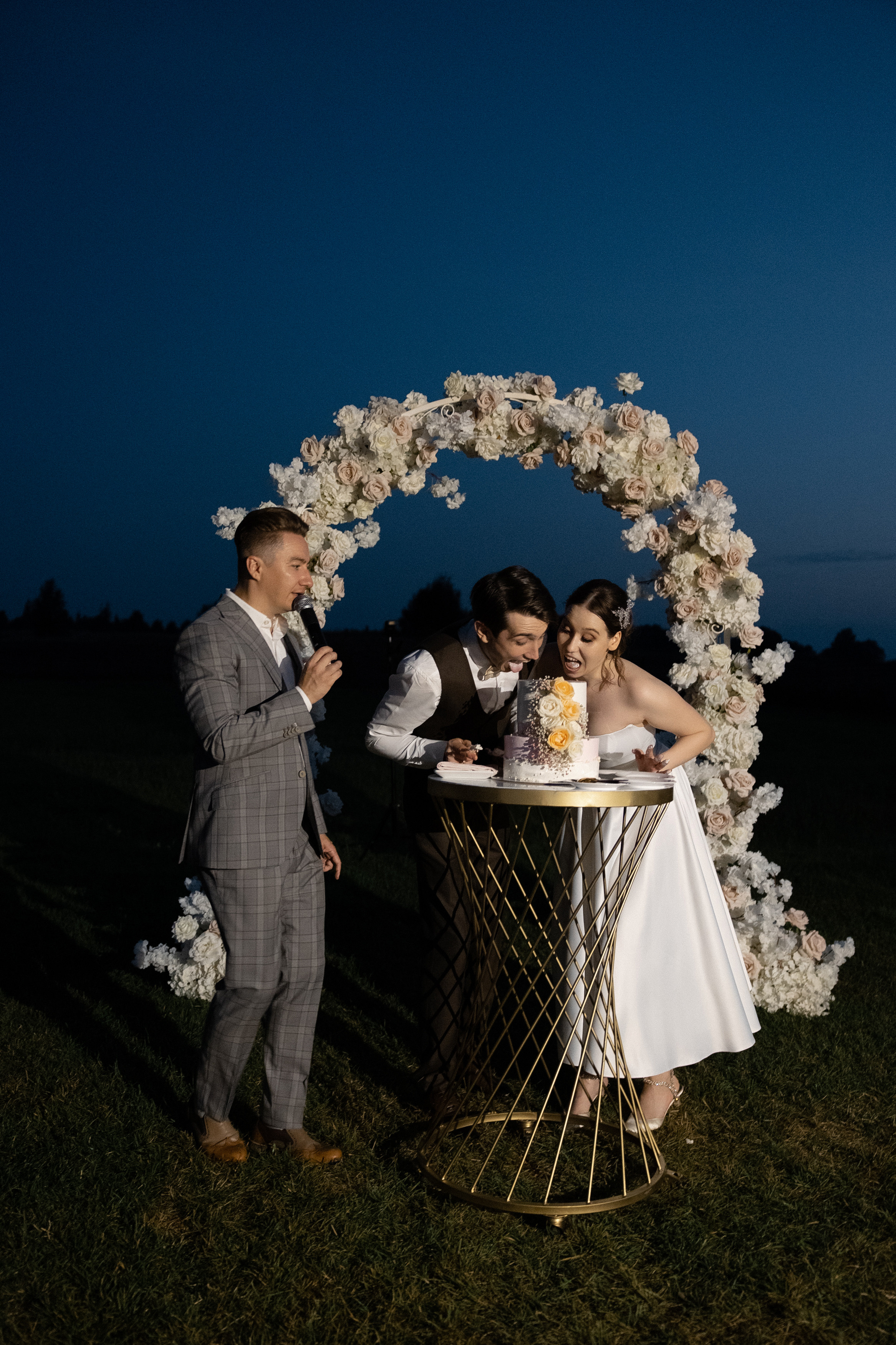 Love. Galina and Nikita Bykovets, a wedding photographer and videographer duo in Germany