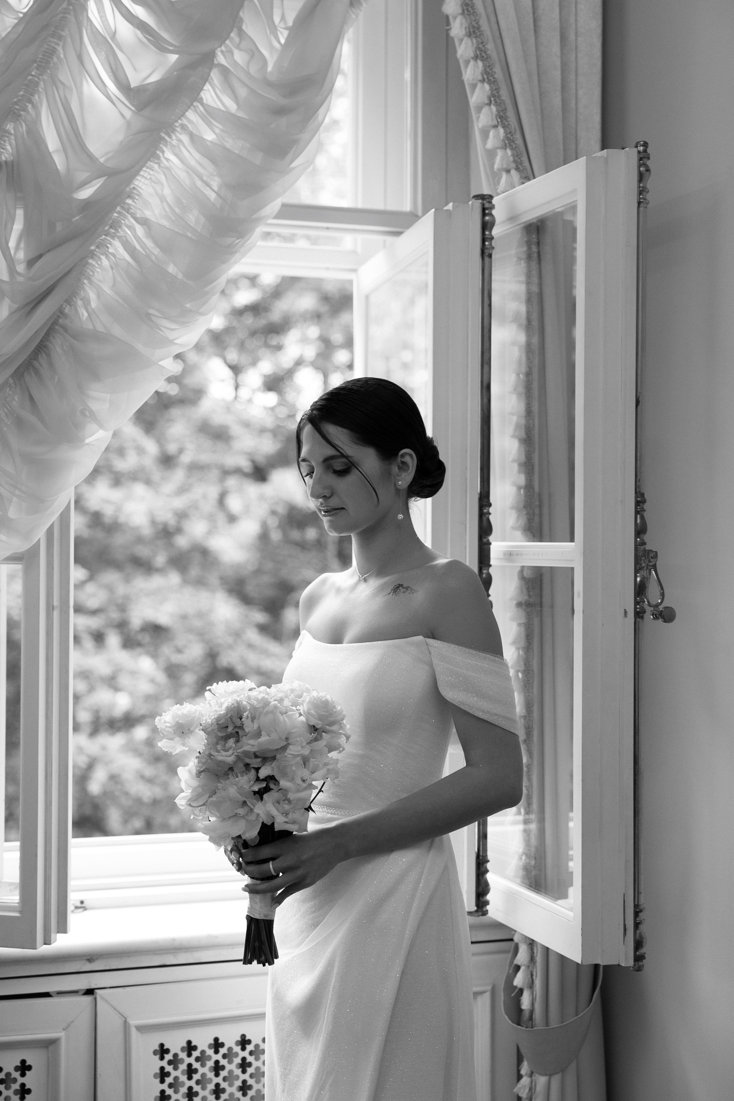 Elegance. Galina and Nikita Bykovets, a wedding photographer and videographer duo in Germany