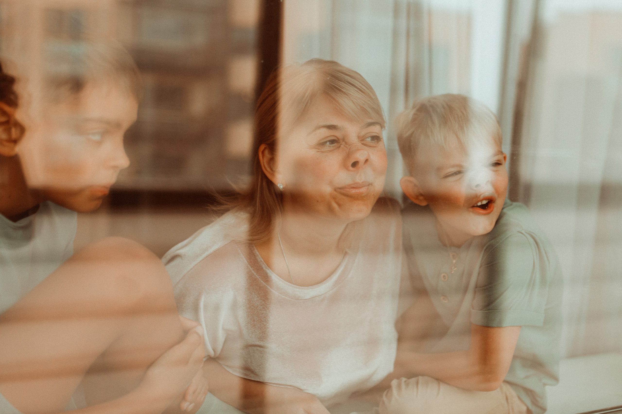 Лена, Богдан и Владимир. Семейный фотограф lifestyle в Новосибирске Елена Шпилевая