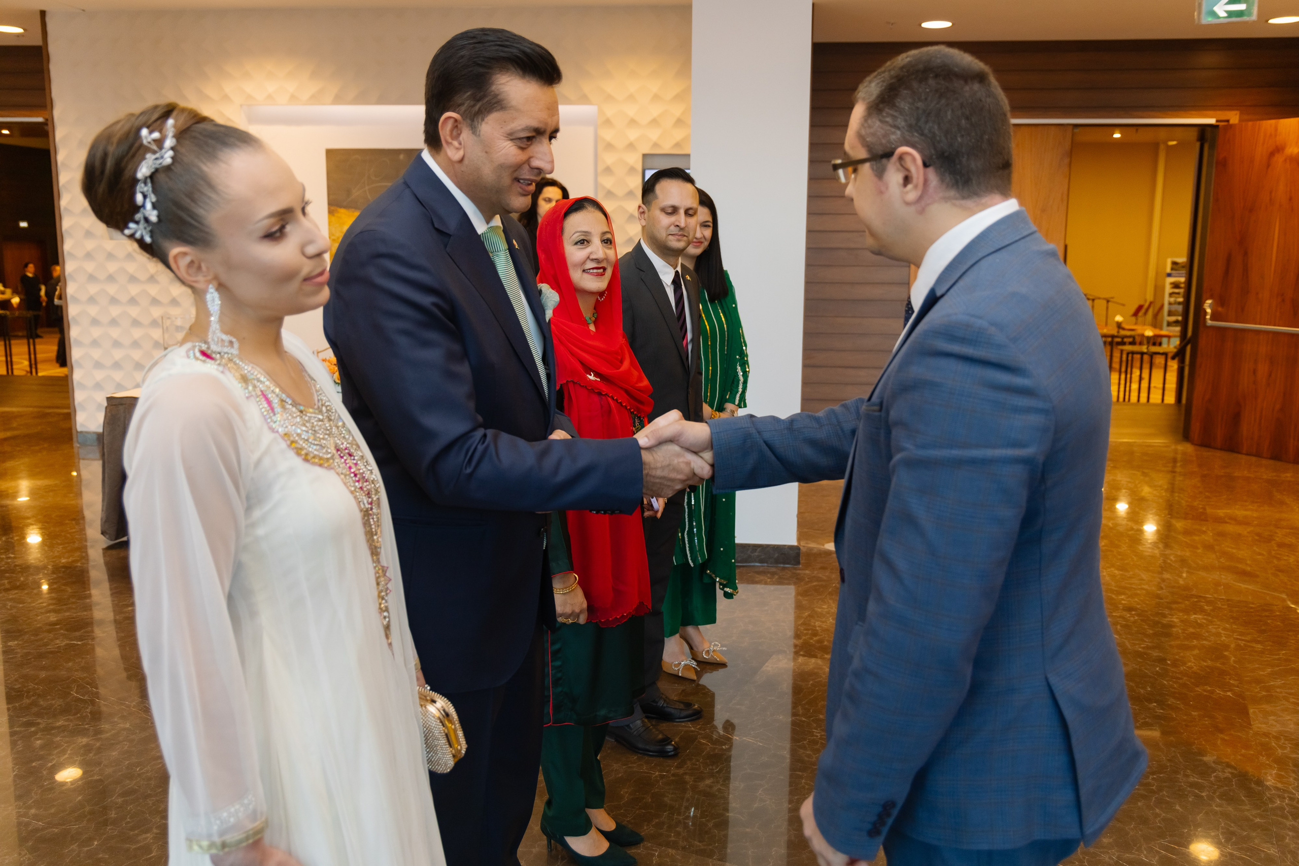Фотосъемка делегации Пакистана в Беларуси в отеле Марриотт. Свадебный фотограф в Минске/Беларуси Сергей Спиридонов