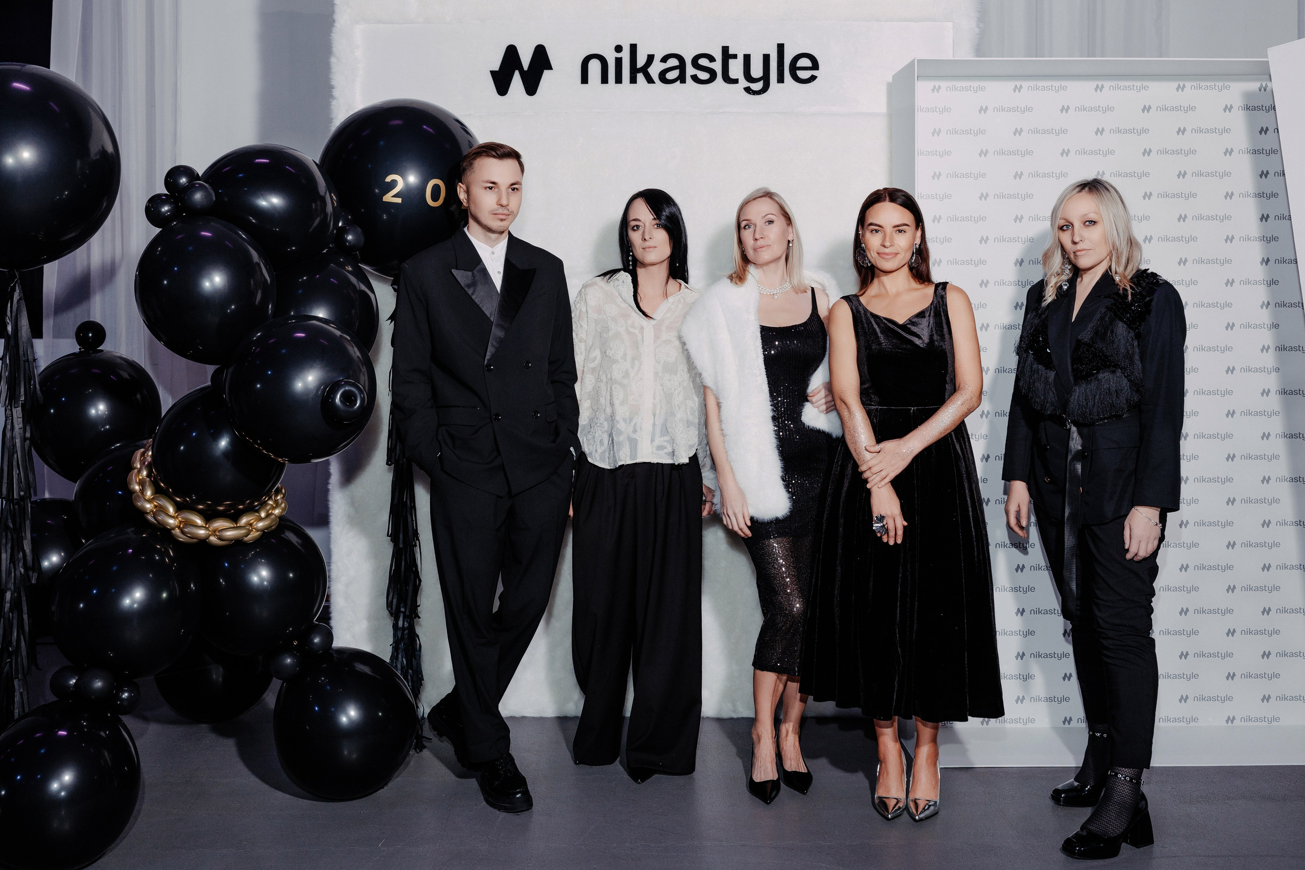 Анонс фото новогоднего корпоратива Nikastyle 2026 от фотографа во Владимире Евгений Топаз. Свадебный фотограф во Владимире Евгений Топаз