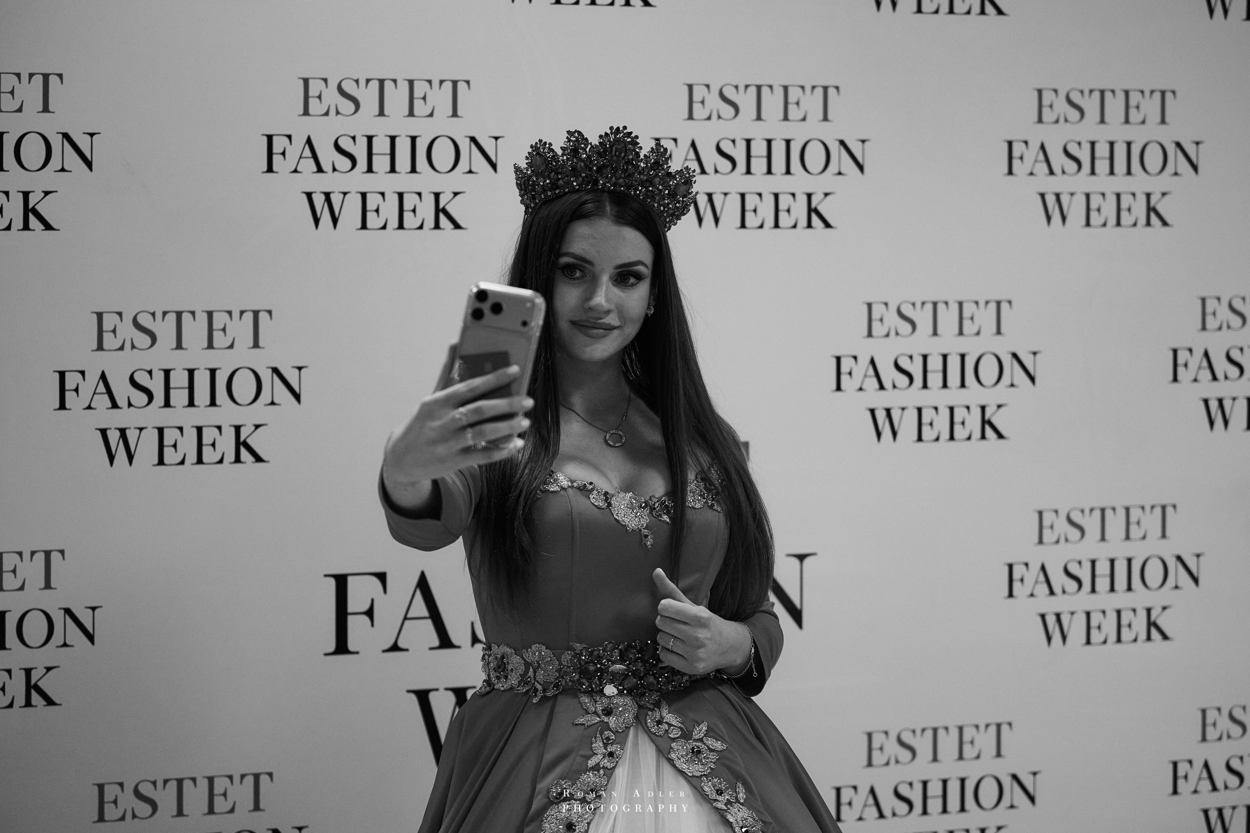 ESTET FASHION WEEK ОСЕНЬ — 2025. Фотограф Роман Адлер