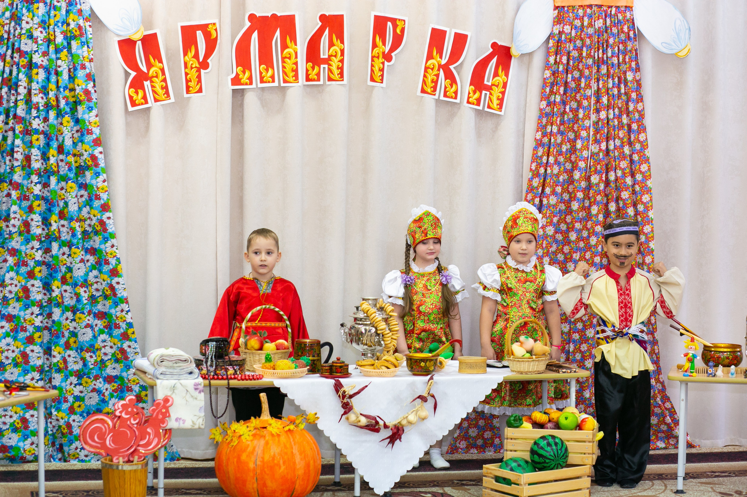 Выпускные и Утренники. Фотограф новорожденных и семейный фотограф НСО г. Бердск Марина Львова