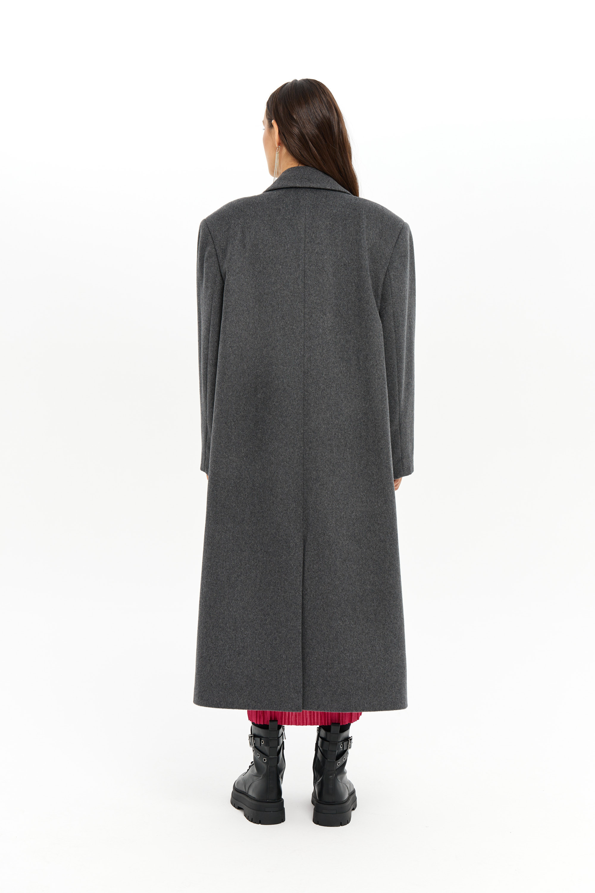 Каталог для бренда Sinn. Коммерческий фотограф в Москве Марина Иванькова