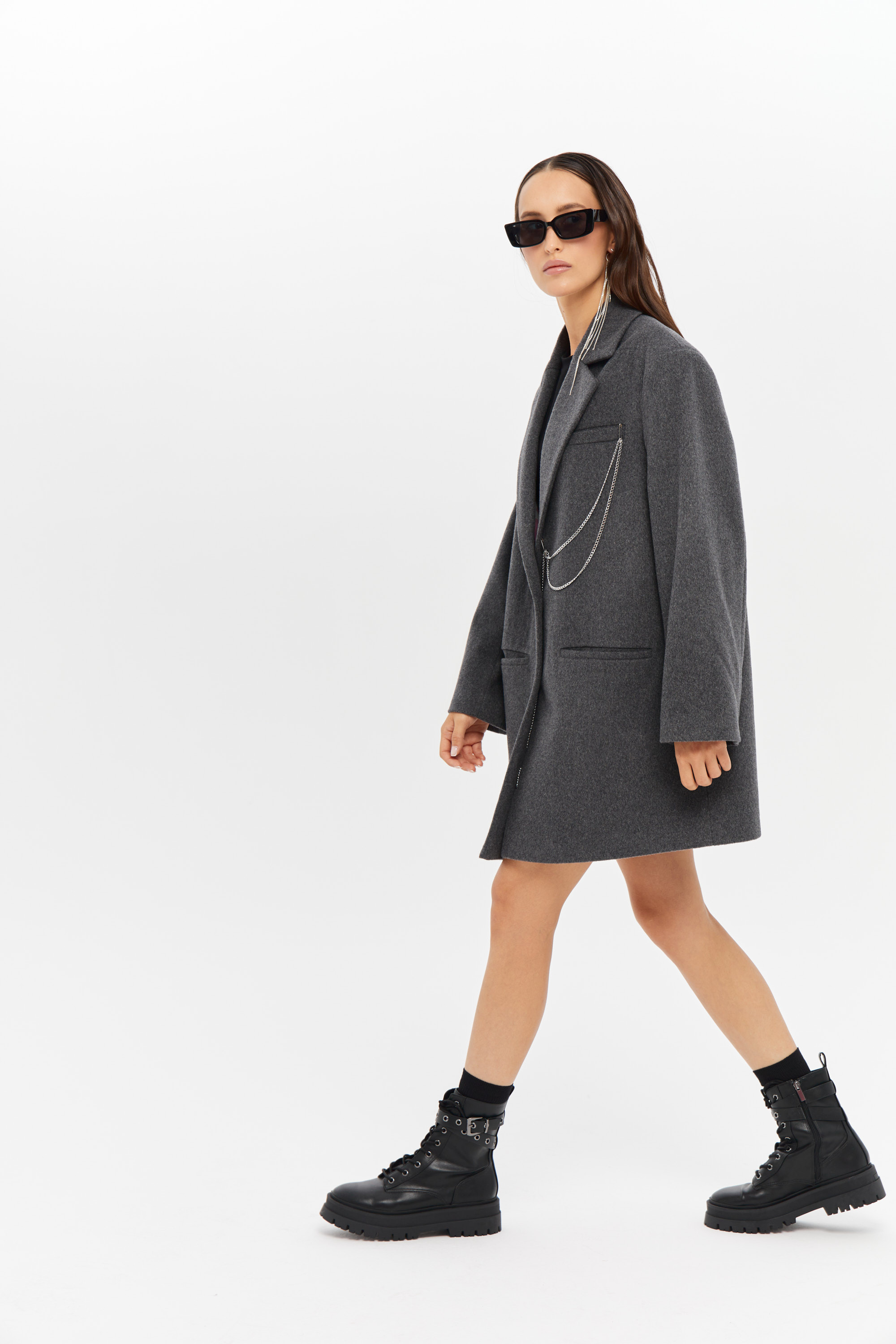 Каталог для бренда Sinn. Коммерческий фотограф в Москве Марина Иванькова