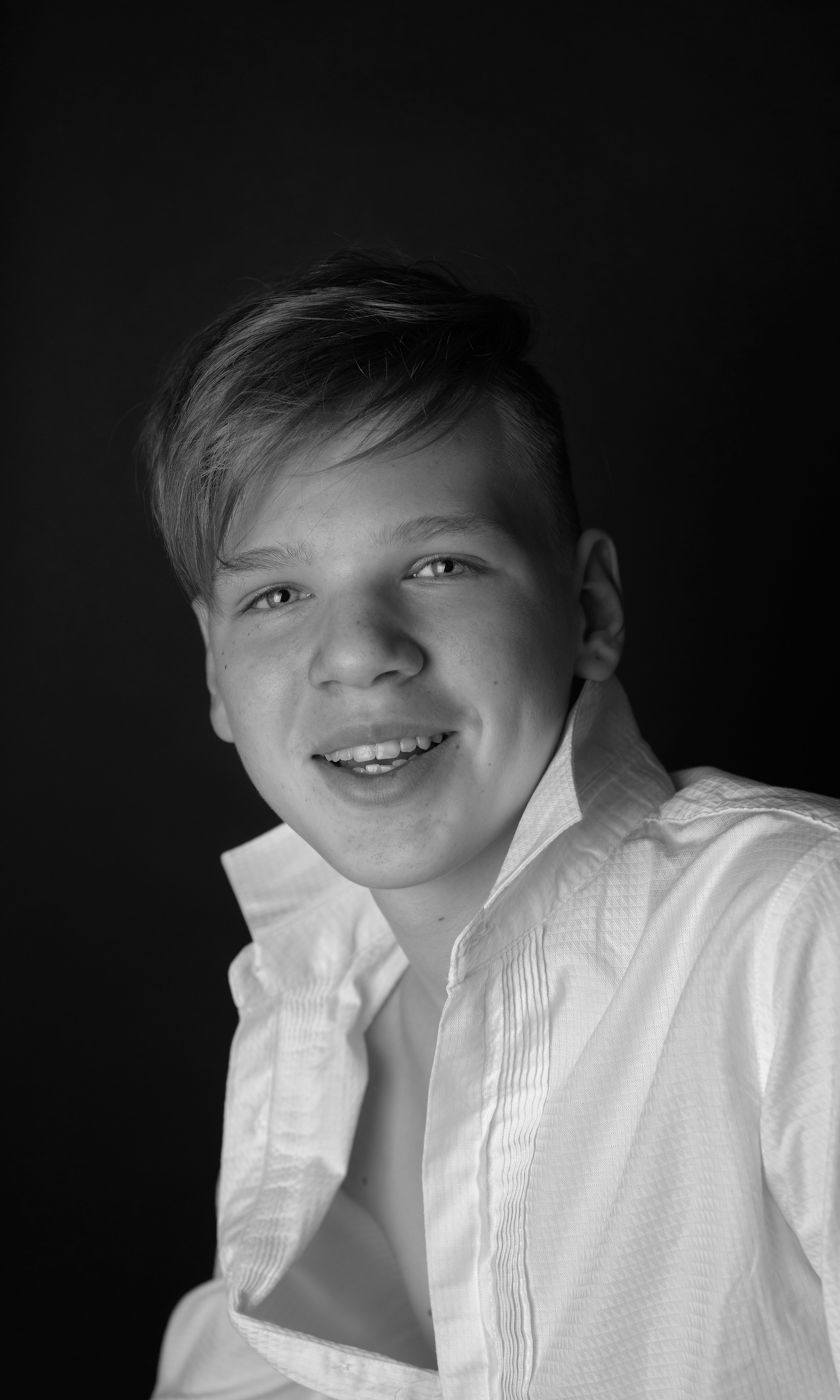 Ник. Фотограф Милена ЯновскаяМеня зовут Милена Яновская. Я фотограф и автор арт-фототерапевтических проектов