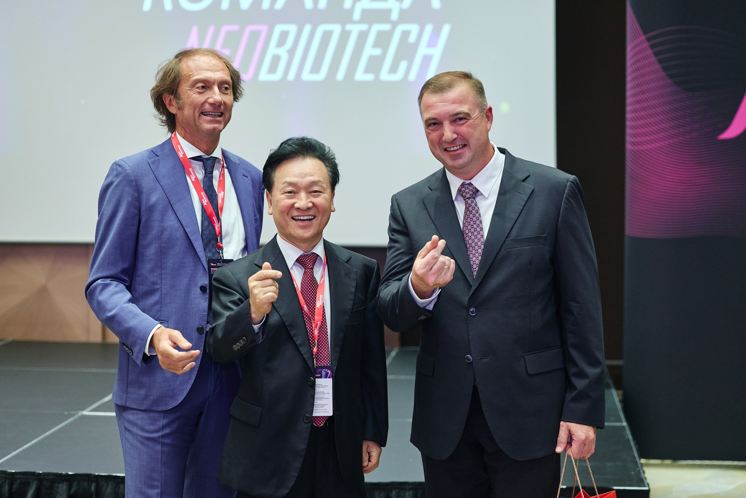 Конгресс имплантологов Neo Biotech 2025. Антон Артюшин, портретный фотограф. Москва