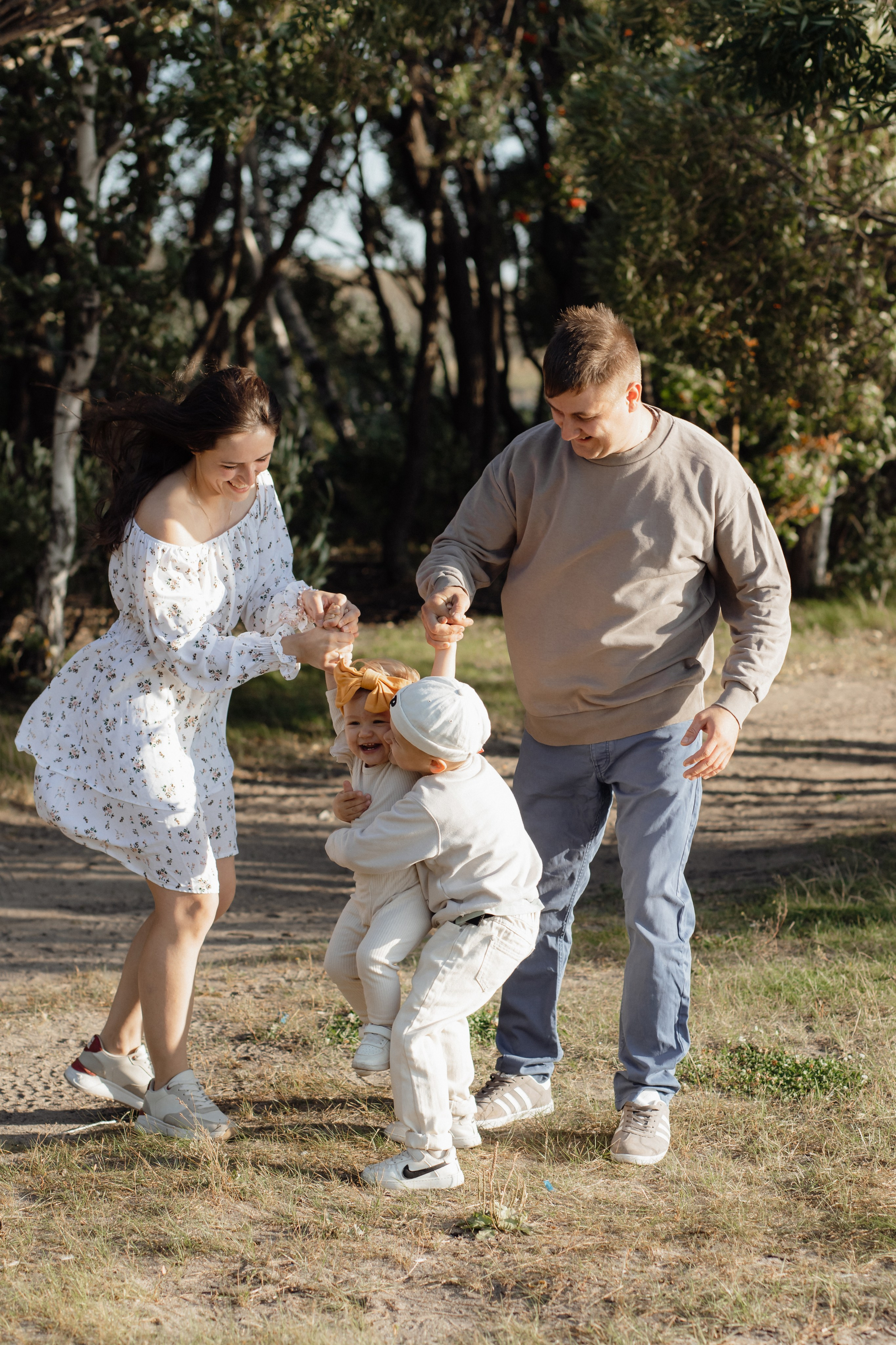 На берегу. Семейный и свадебный фотограф в Челябинске Мария Леонтьева