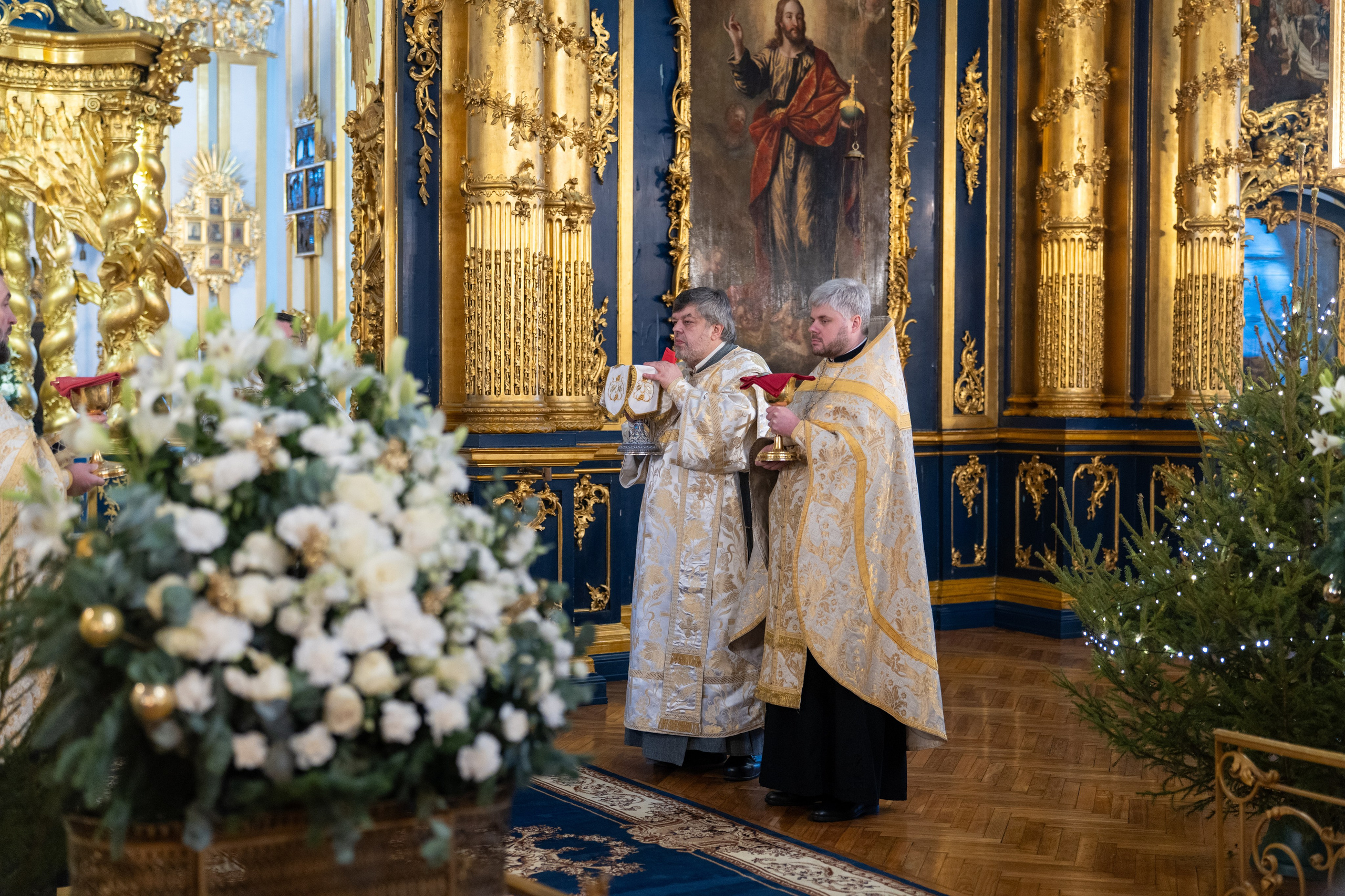Неделя 31-я по Пятидесятнице, по Рождестве Христовом. Попразднство Рождества Христова. Правв. Иосифа Обручника, Давида царя и Иакова. НИКОЛО-БОГОЯВЛЕНСКИЙ МОРСКОЙ СОБОР