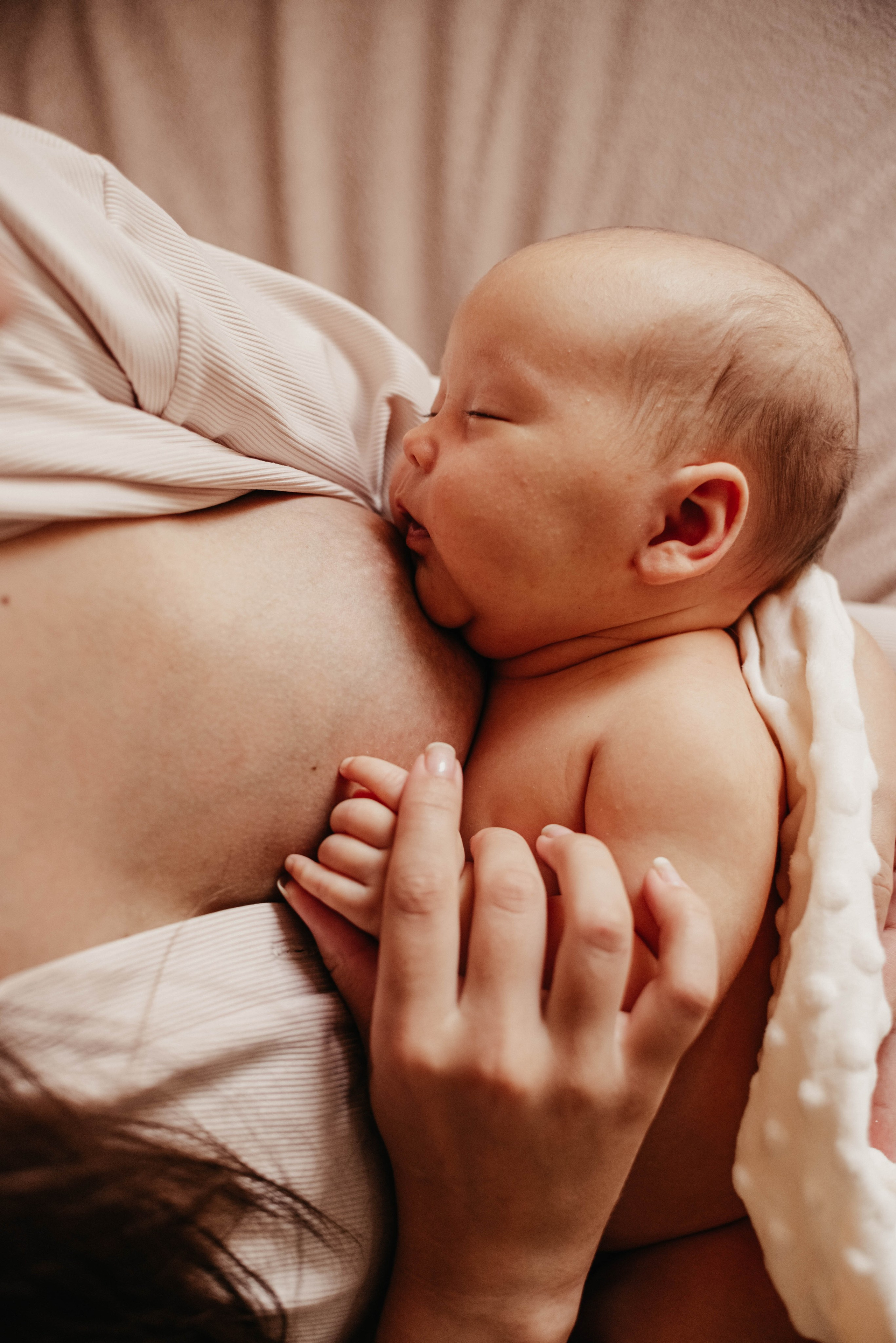 Домашняя съемка новорожденного. Семейный фотограф в Железнодорожном Масаева Елена