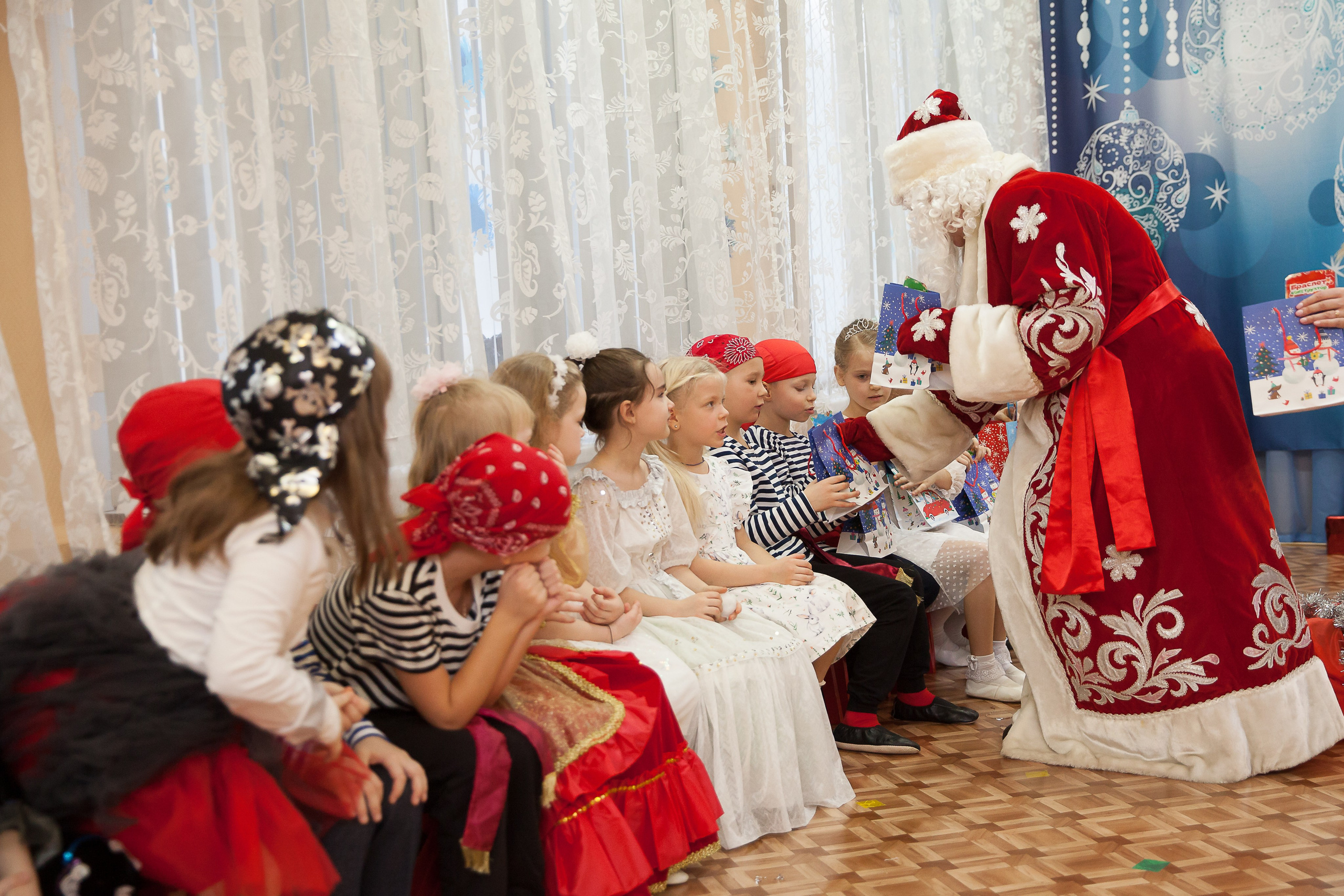 Новый Год 1508. Выпускные альбомы Москва. Фотограф Шукурова Кристина