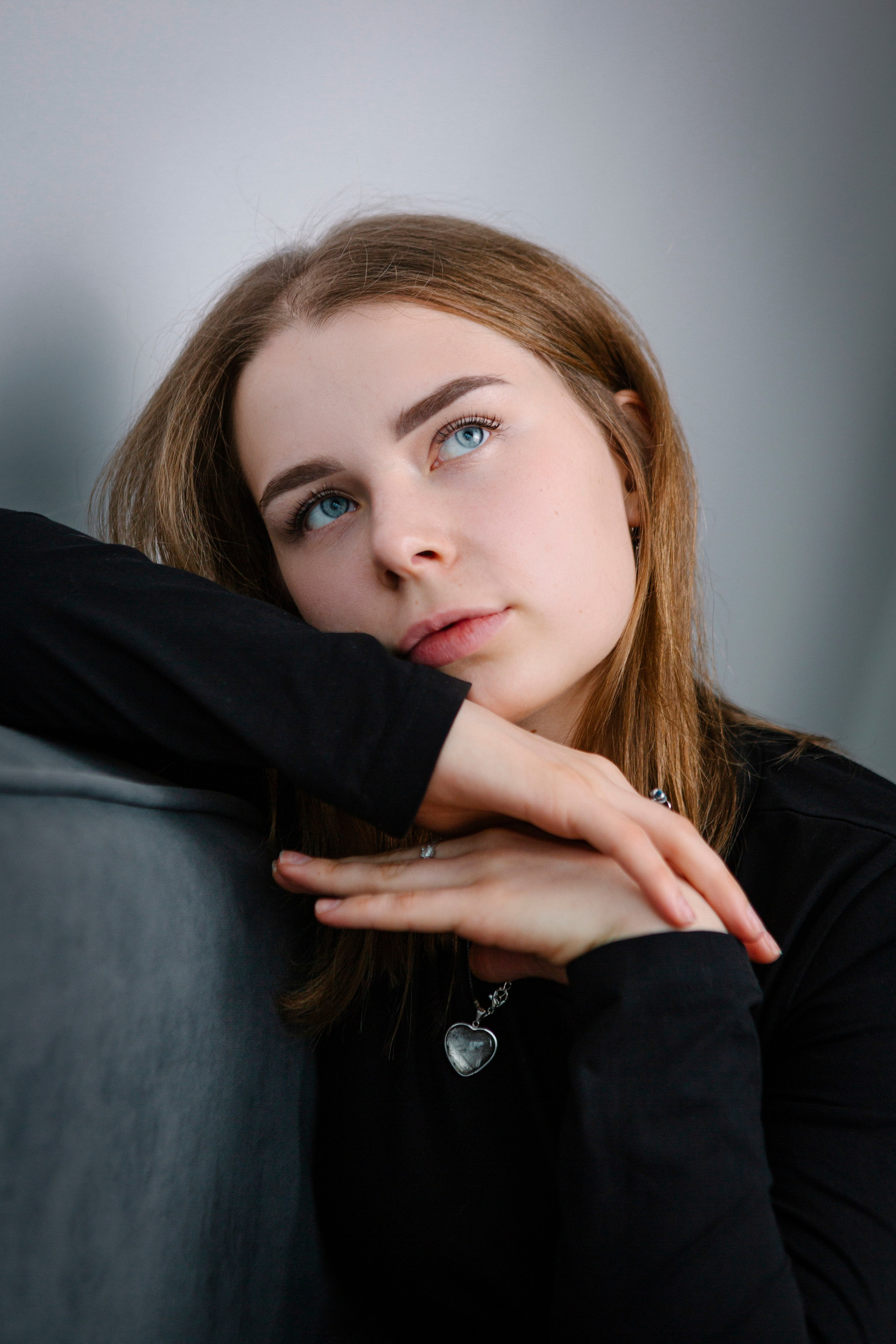 Полина, минимализм. Портретный фотограф в Минске