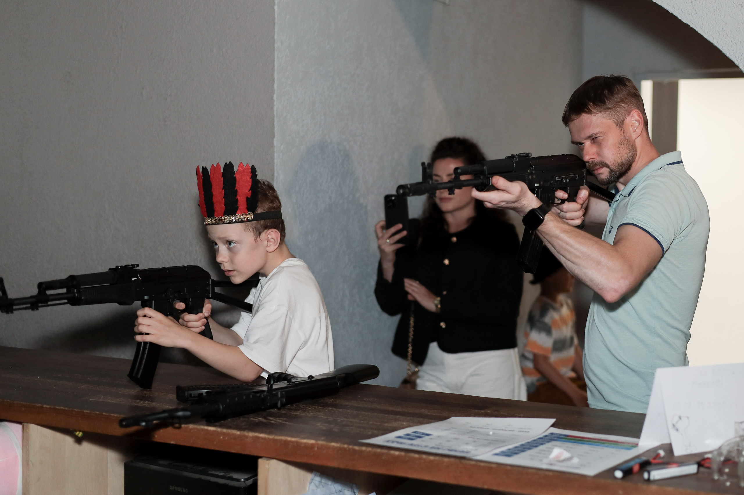 День рождение в стрелковом клубе. Фотограф Надршина Лилия