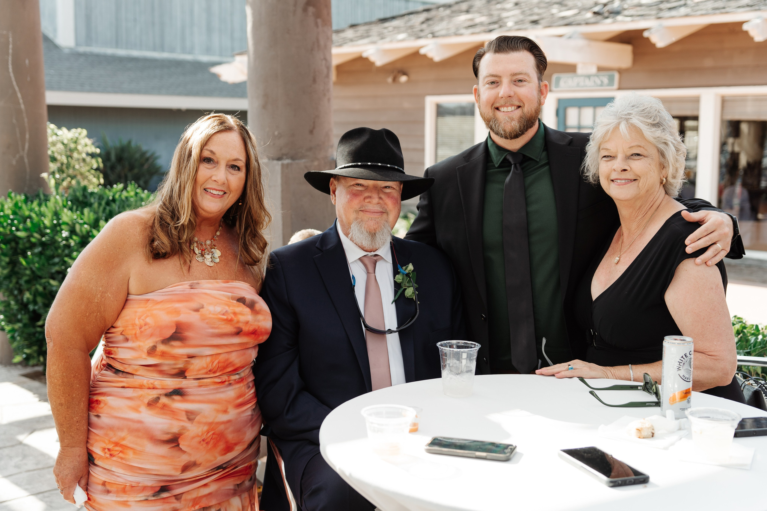 2025-08-16_BryanAmber. Ретушер Зенькевич Света