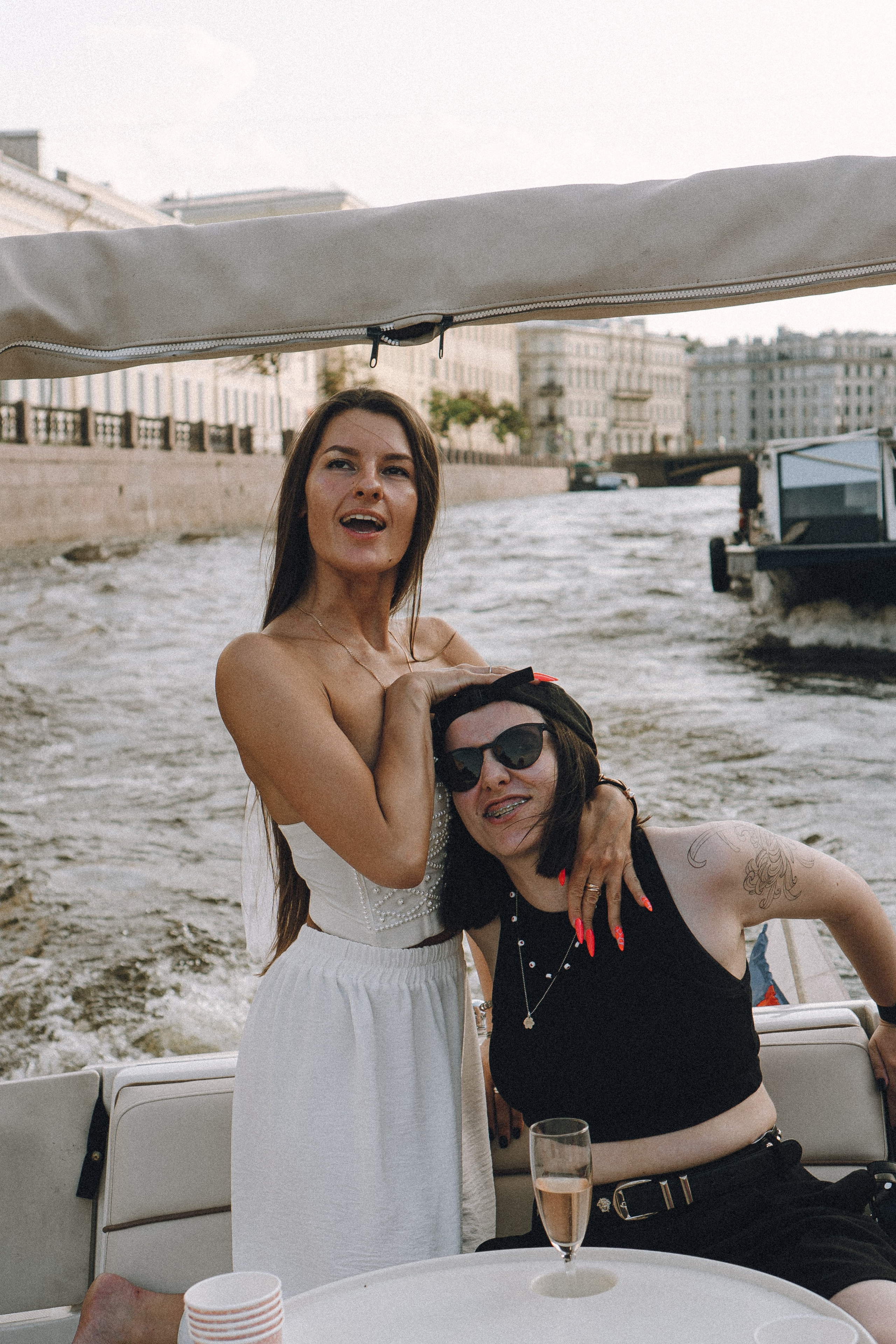 ДЕВИЧНИК НА КАТЕРЕ. Профессиональный фотограф, Санкт-Петербург — Виктория Богомолова