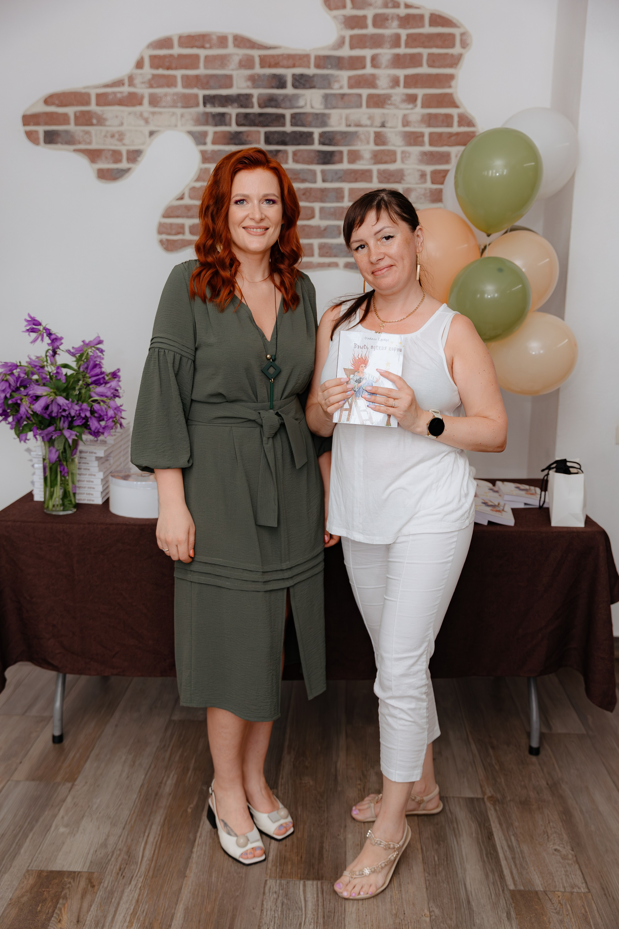 Презентация книги. Свадебный и репортажный фотограф Киров | Вадим Карпук