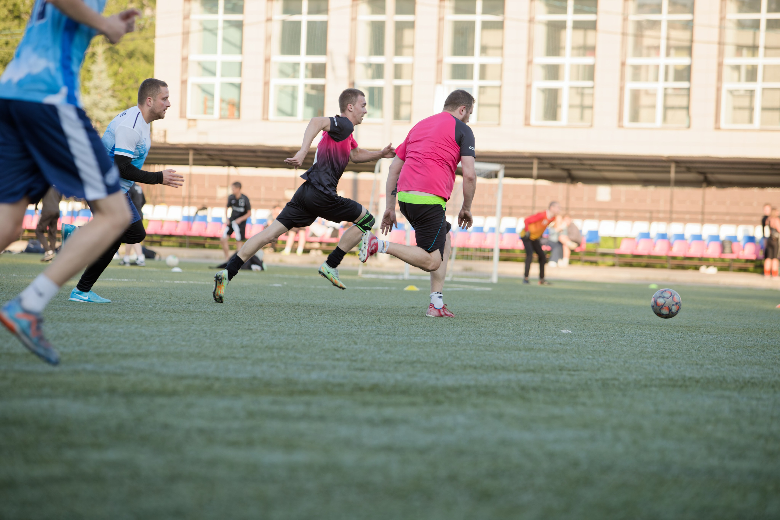 Любительская футбольная лига. Самокат-крылья. 25.06.2025. Репортажный и спортивный фотограф в г. Пермь Зильберг Павел