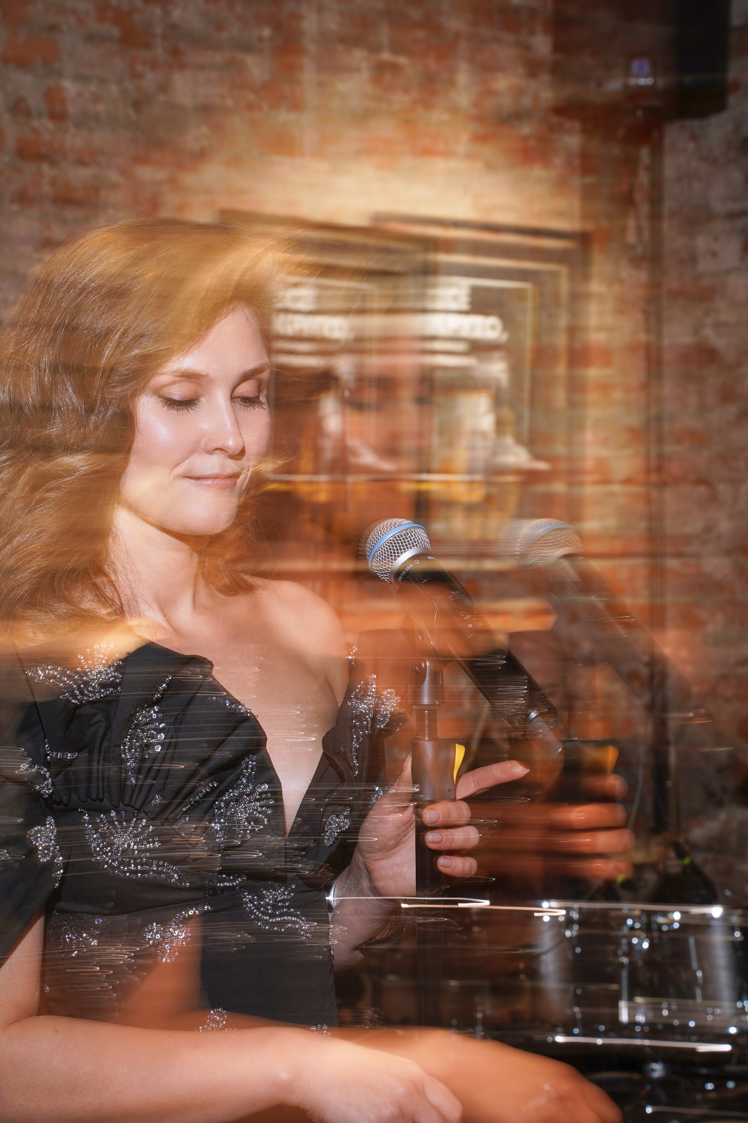 Концерт кавер группы. Фотограф