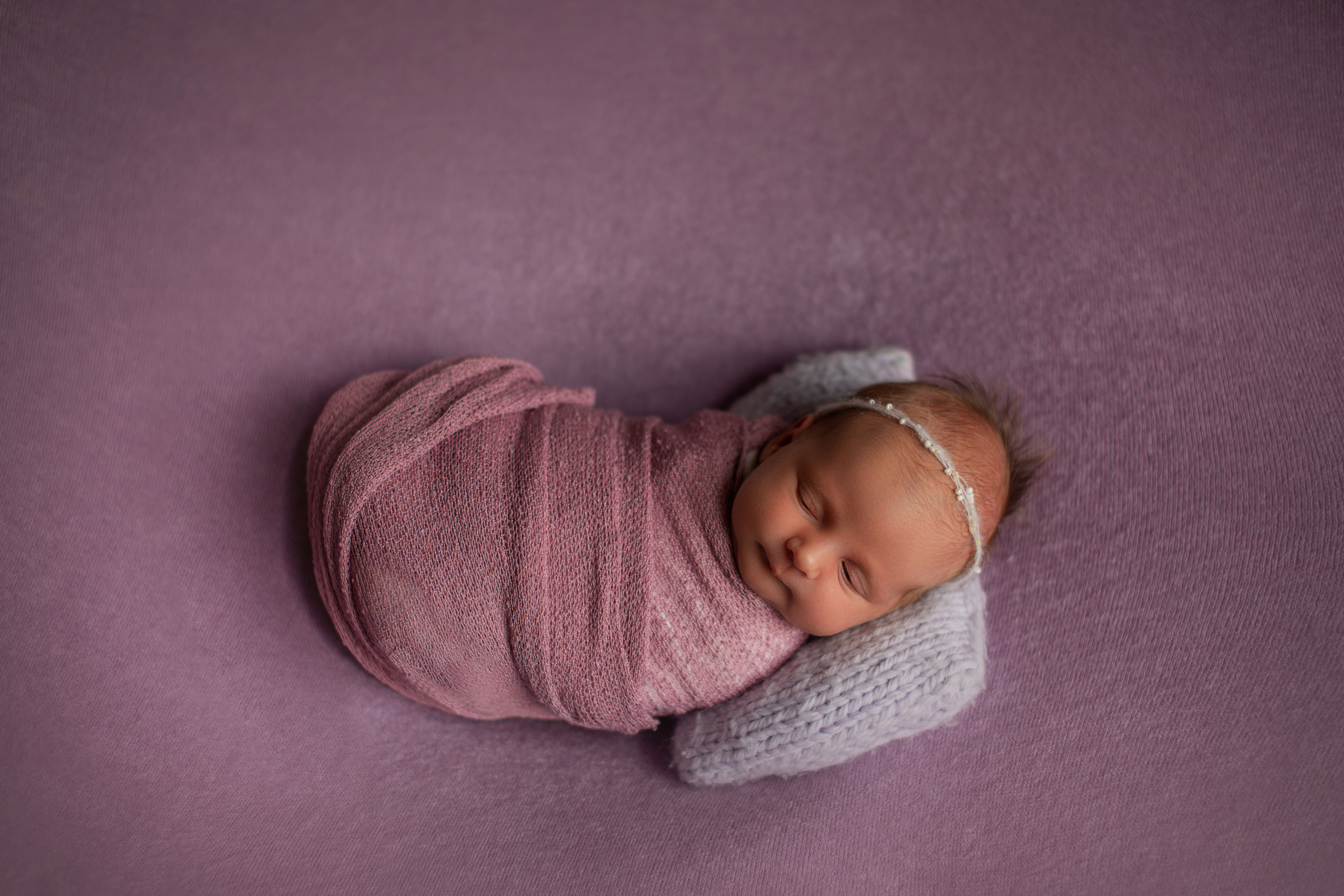 Новорождённая Анечка. Семейный и детский фотограф в Петрозаводске