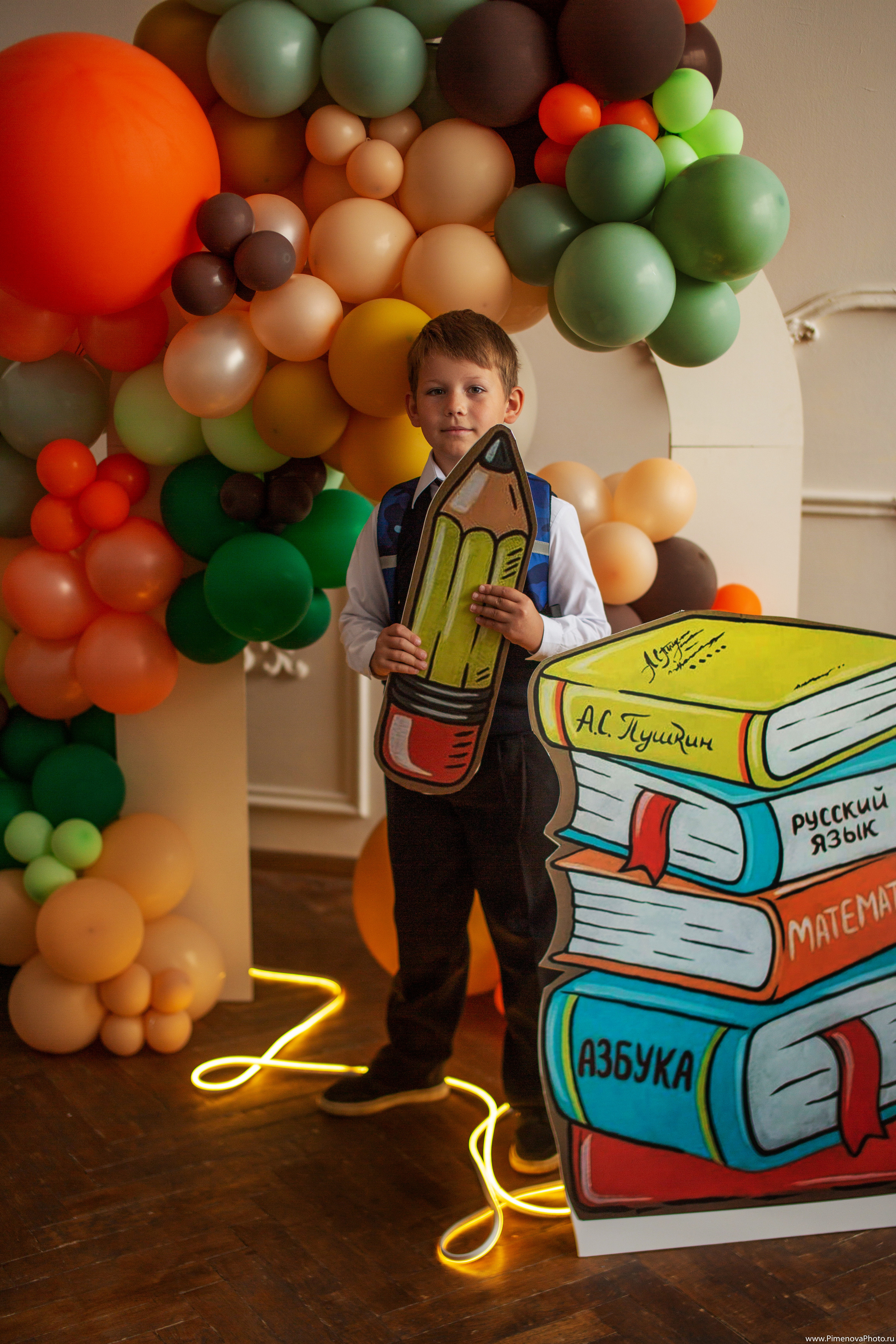 Аришка, Александр и Анастасия, 1 сентября. Семейный и детский фотограф в Петрозаводске