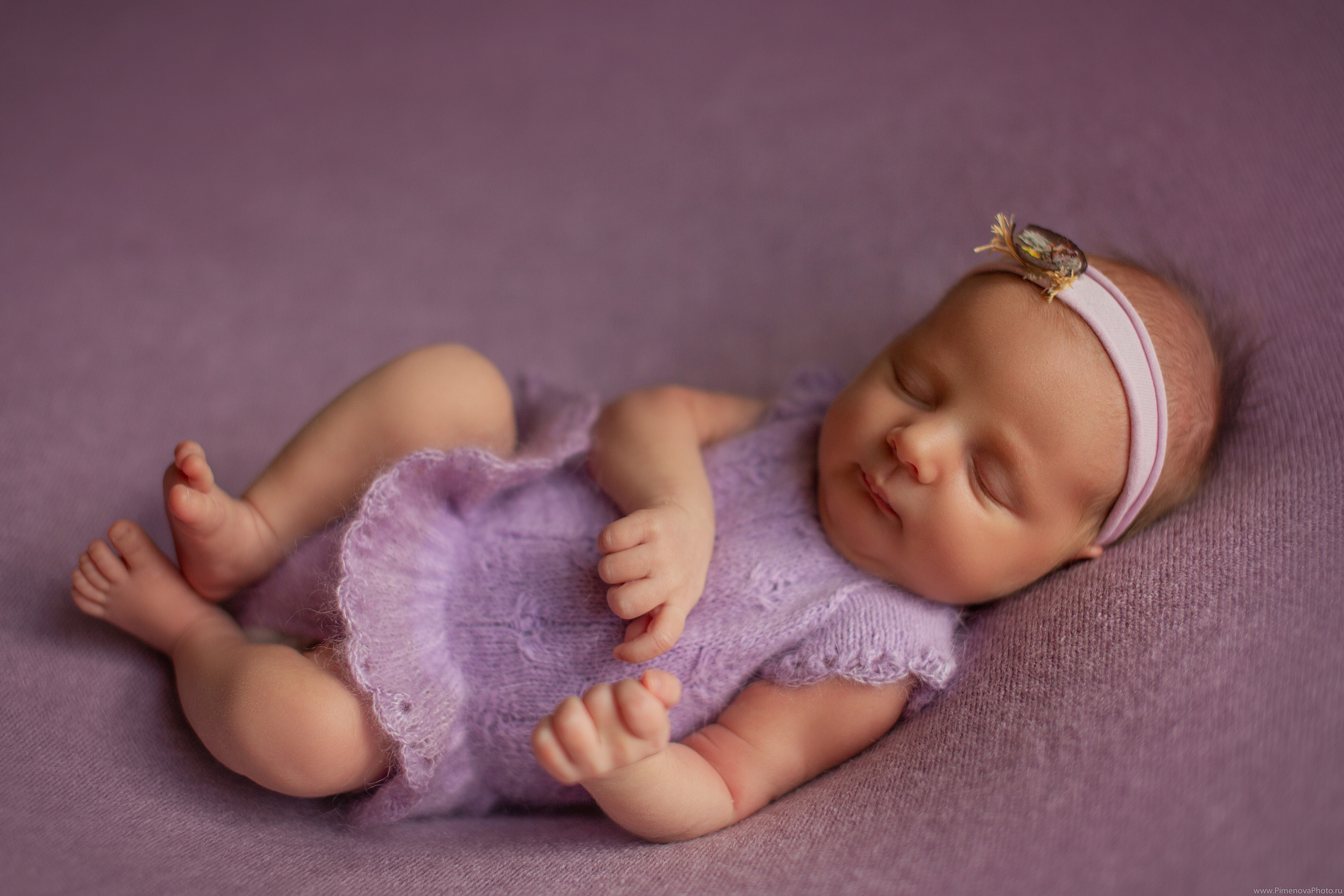 Новорождённая Анечка. Семейный и детский фотограф в Петрозаводске
