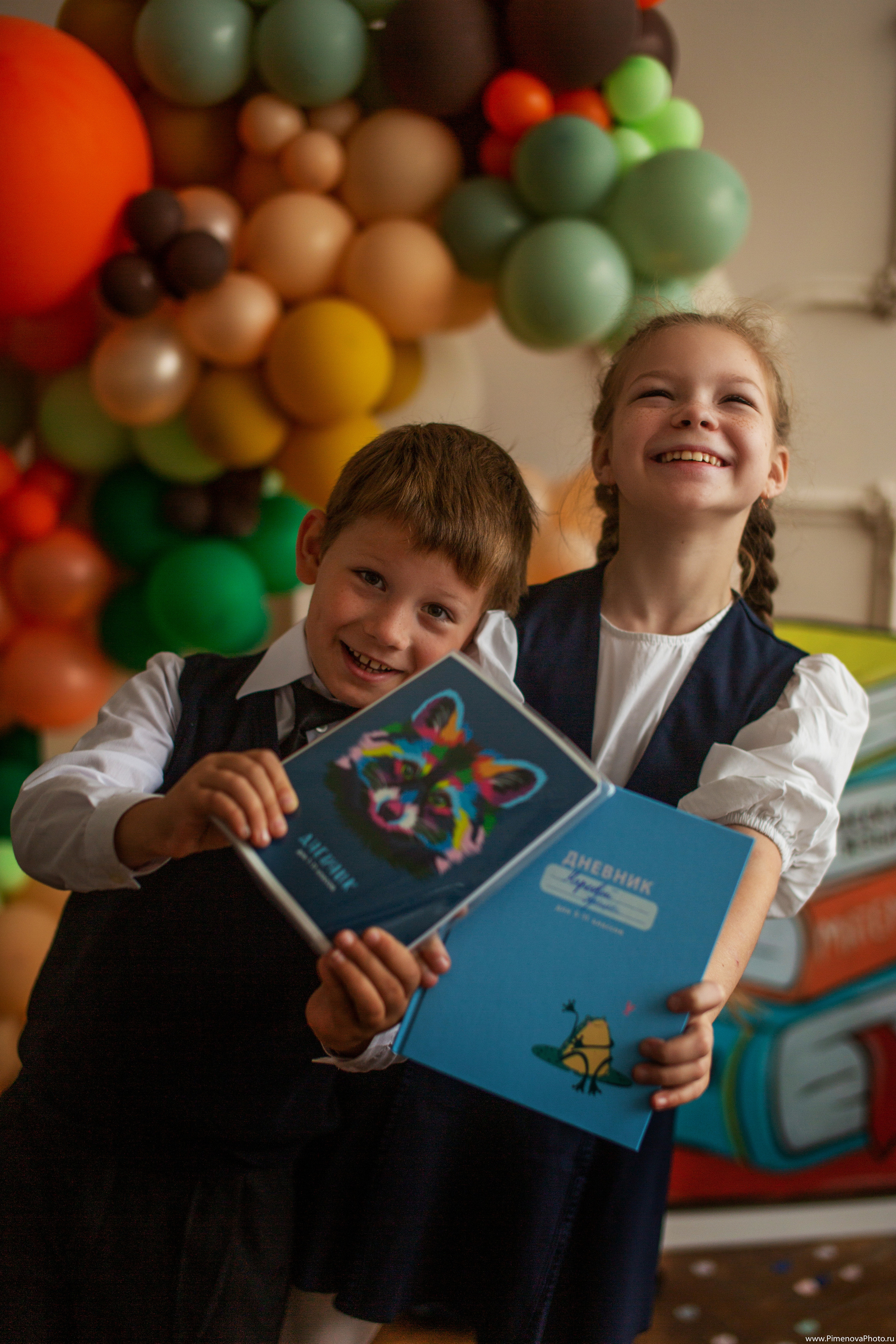 Аришка, Александр и Анастасия, 1 сентября. Семейный и детский фотограф в Петрозаводске