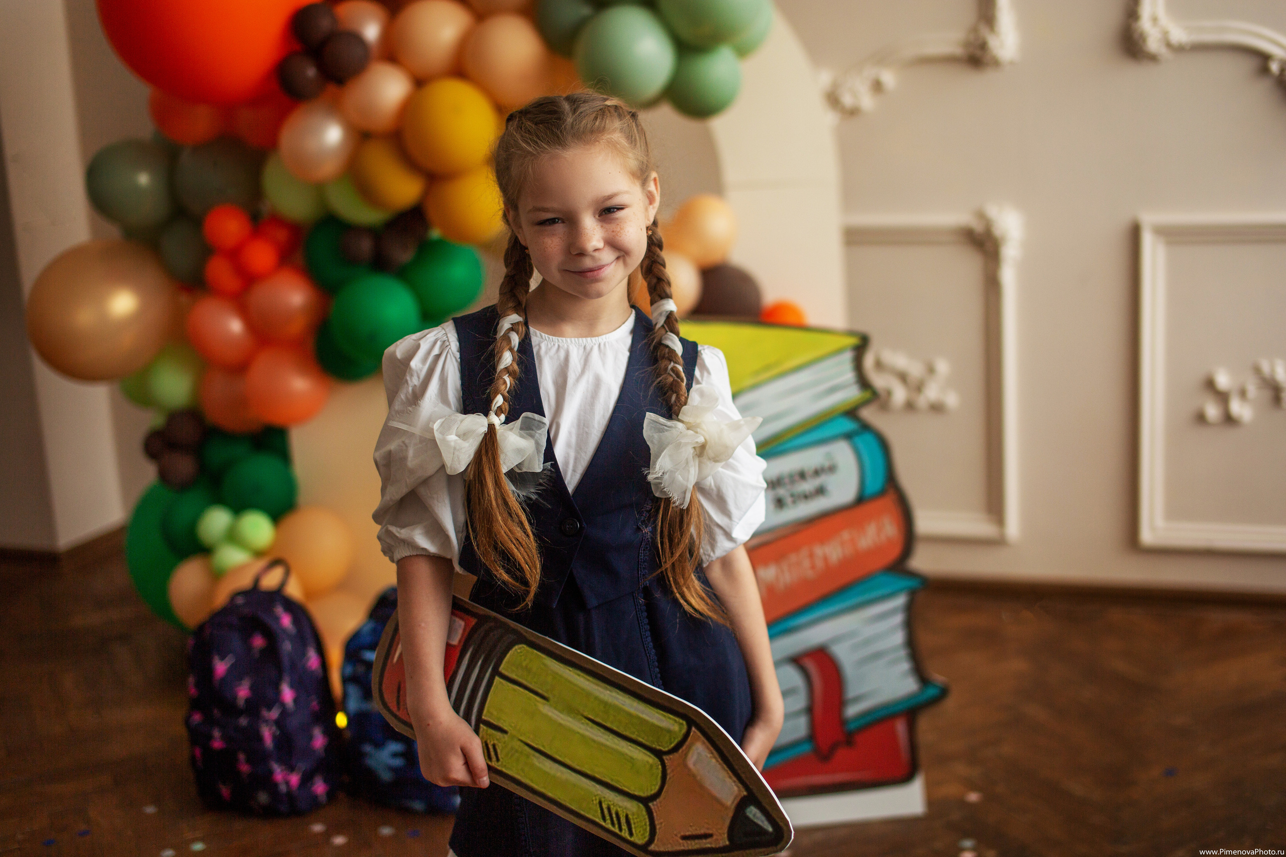 Аришка, Александр и Анастасия, 1 сентября. Семейный и детский фотограф в Петрозаводске