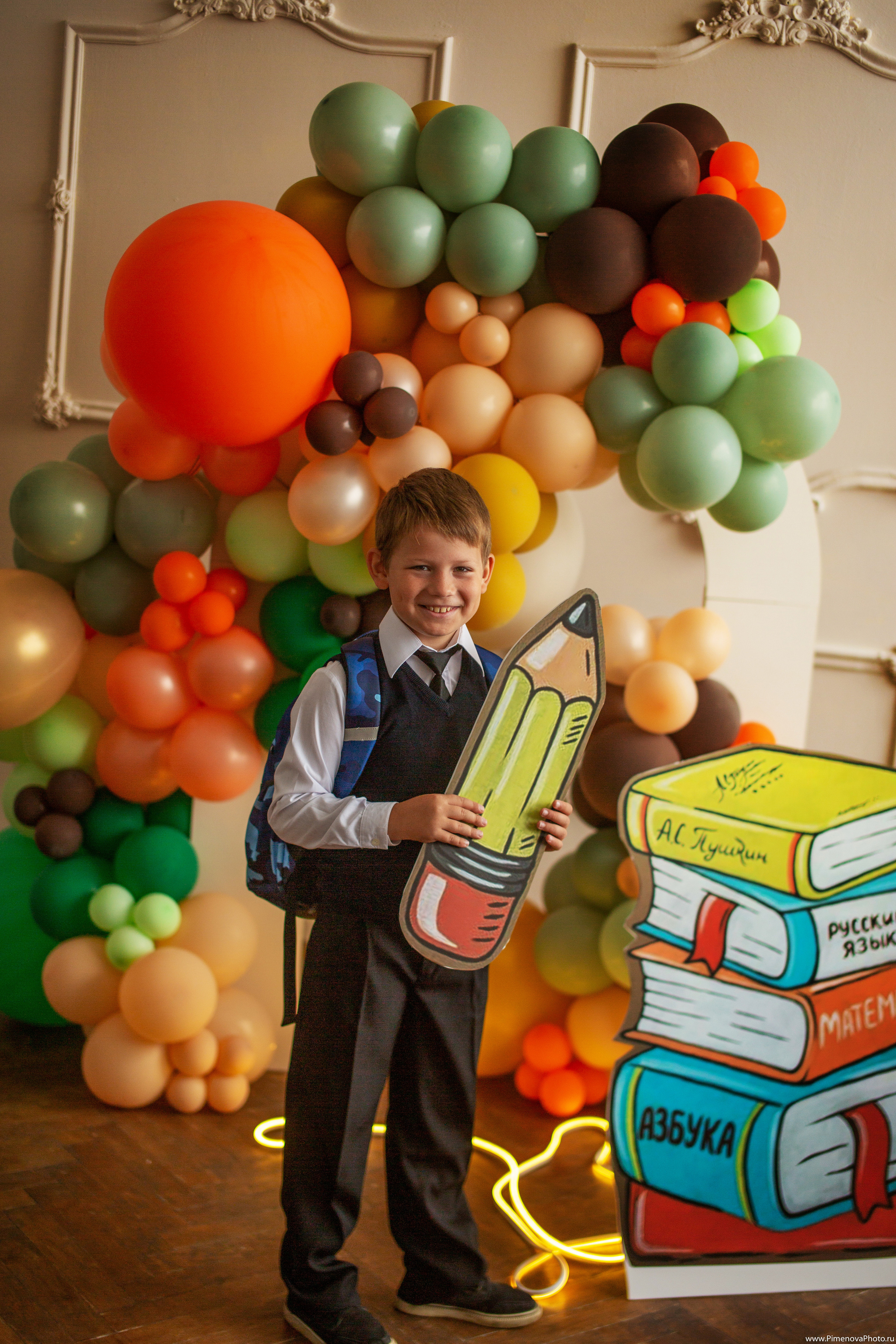 Аришка, Александр и Анастасия, 1 сентября. Семейный и детский фотограф в Петрозаводске