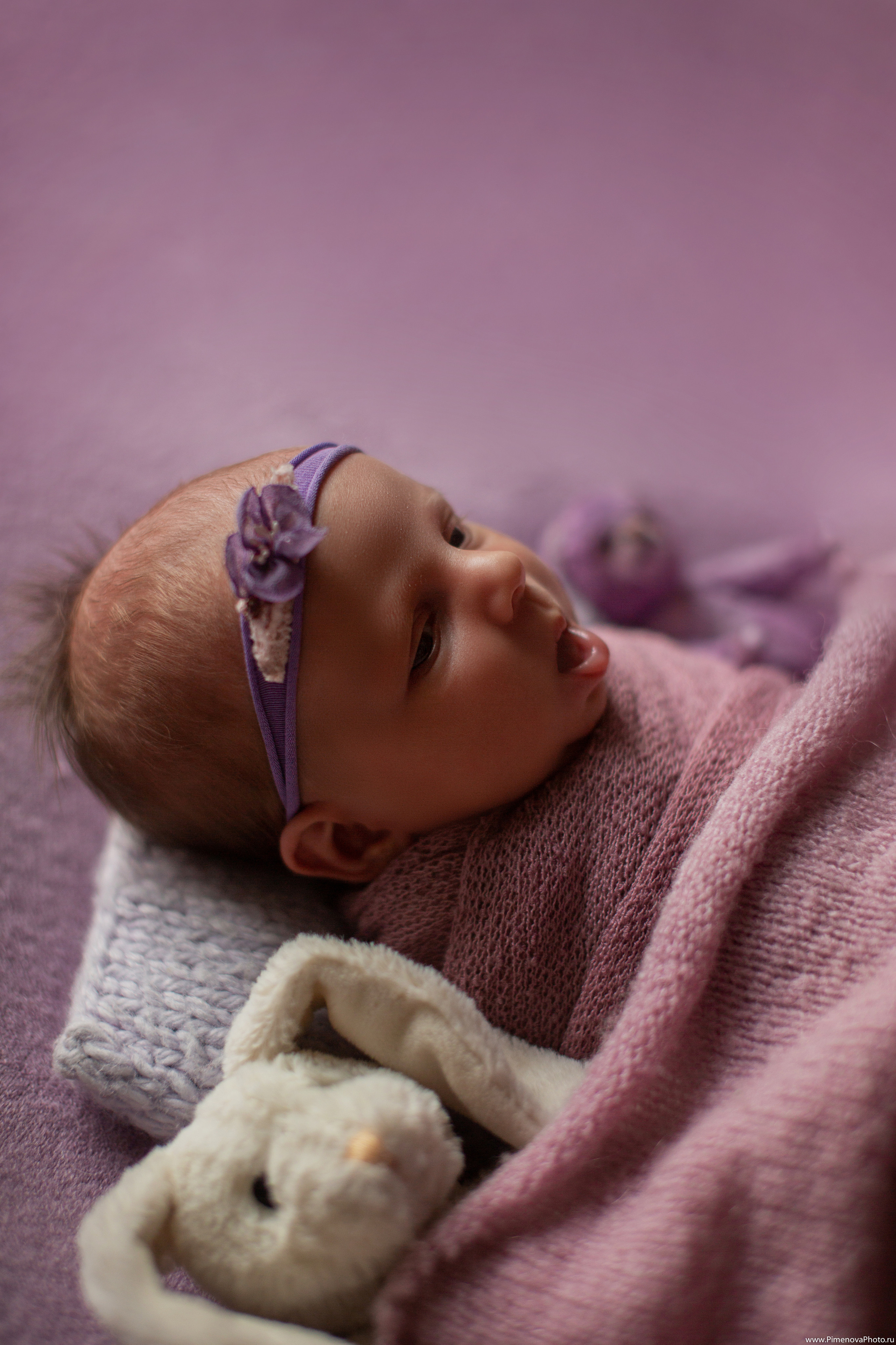 Новорождённая Анечка. Семейный и детский фотограф в Петрозаводске