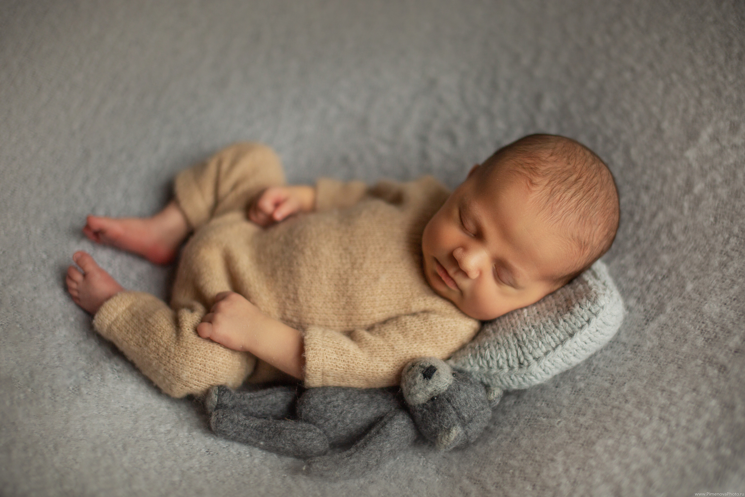 Новорождённый Артёмка. Семейный и детский фотограф в Петрозаводске