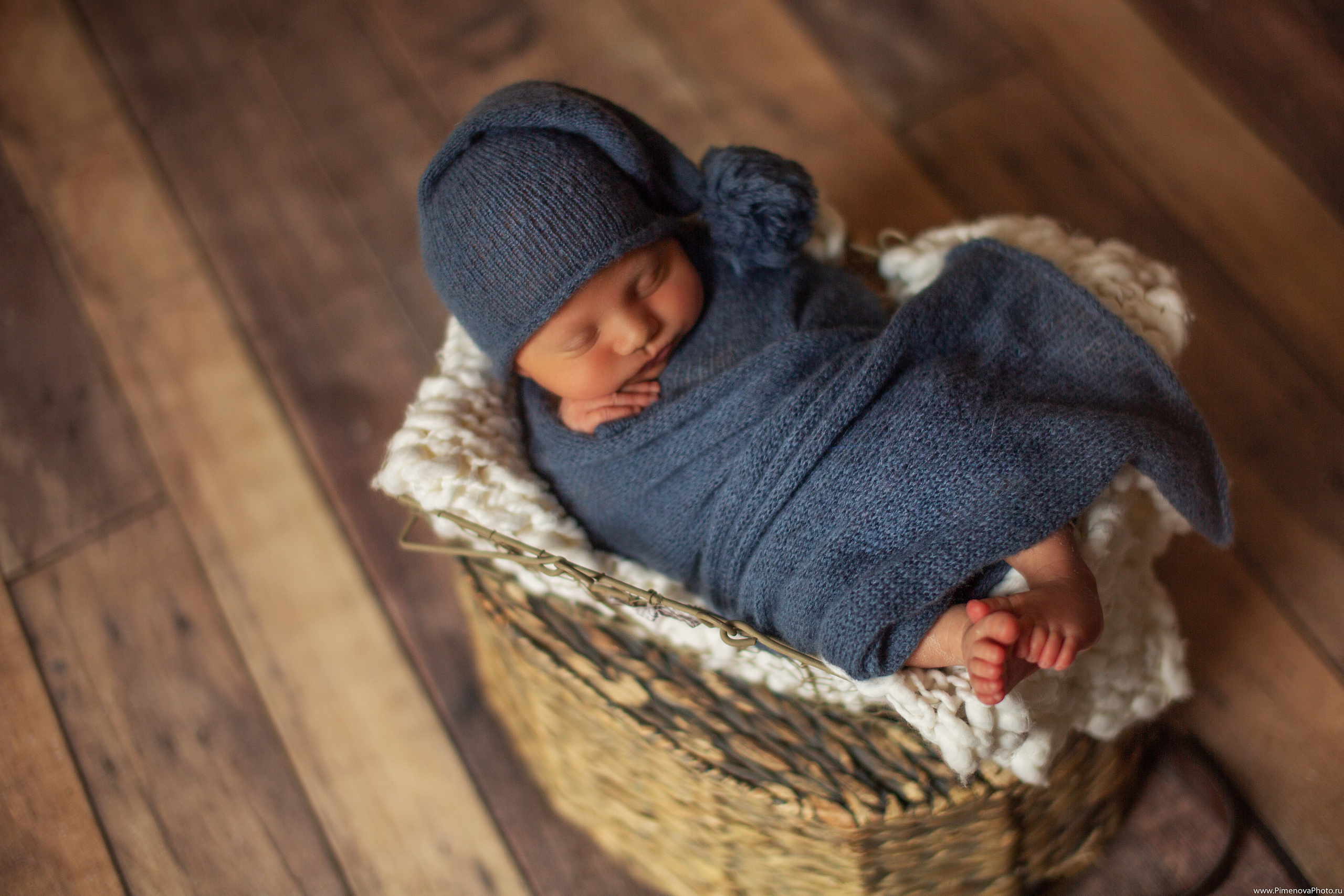 Новорождённый Артёмка. Семейный и детский фотограф в Петрозаводске