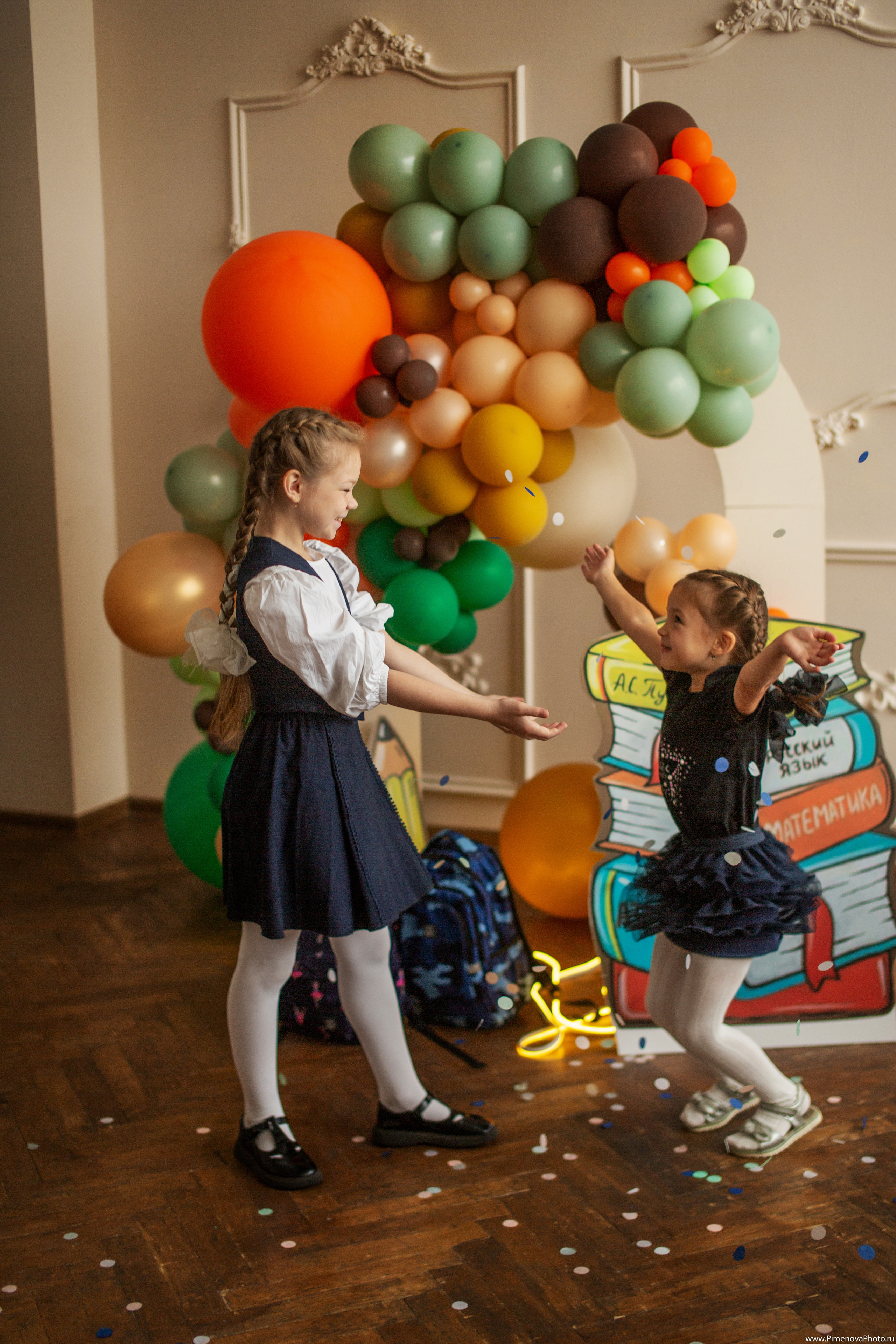 Аришка, Александр и Анастасия, 1 сентября. Семейный и детский фотограф в Петрозаводске