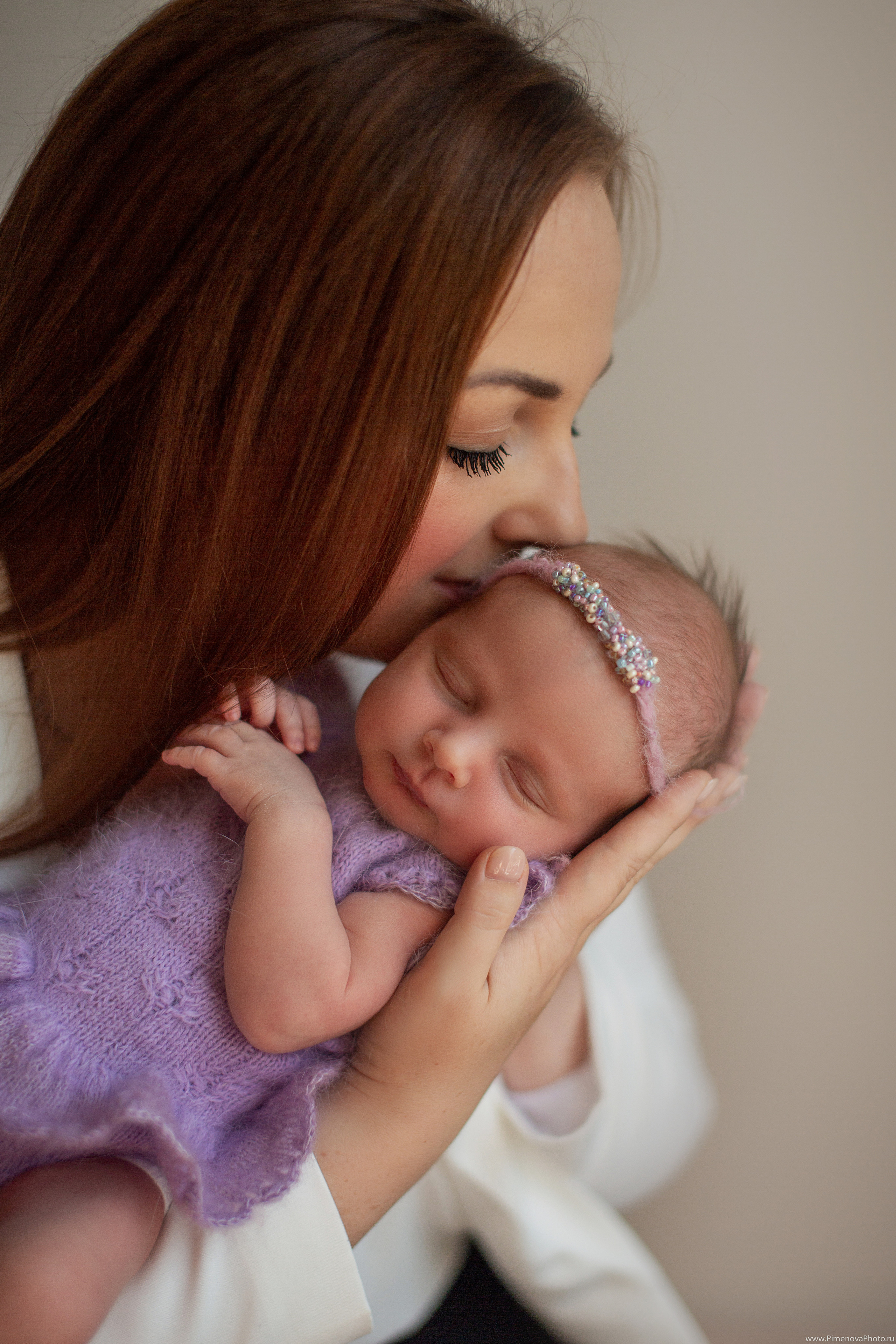 Новорождённая Анечка. Семейный и детский фотограф в Петрозаводске