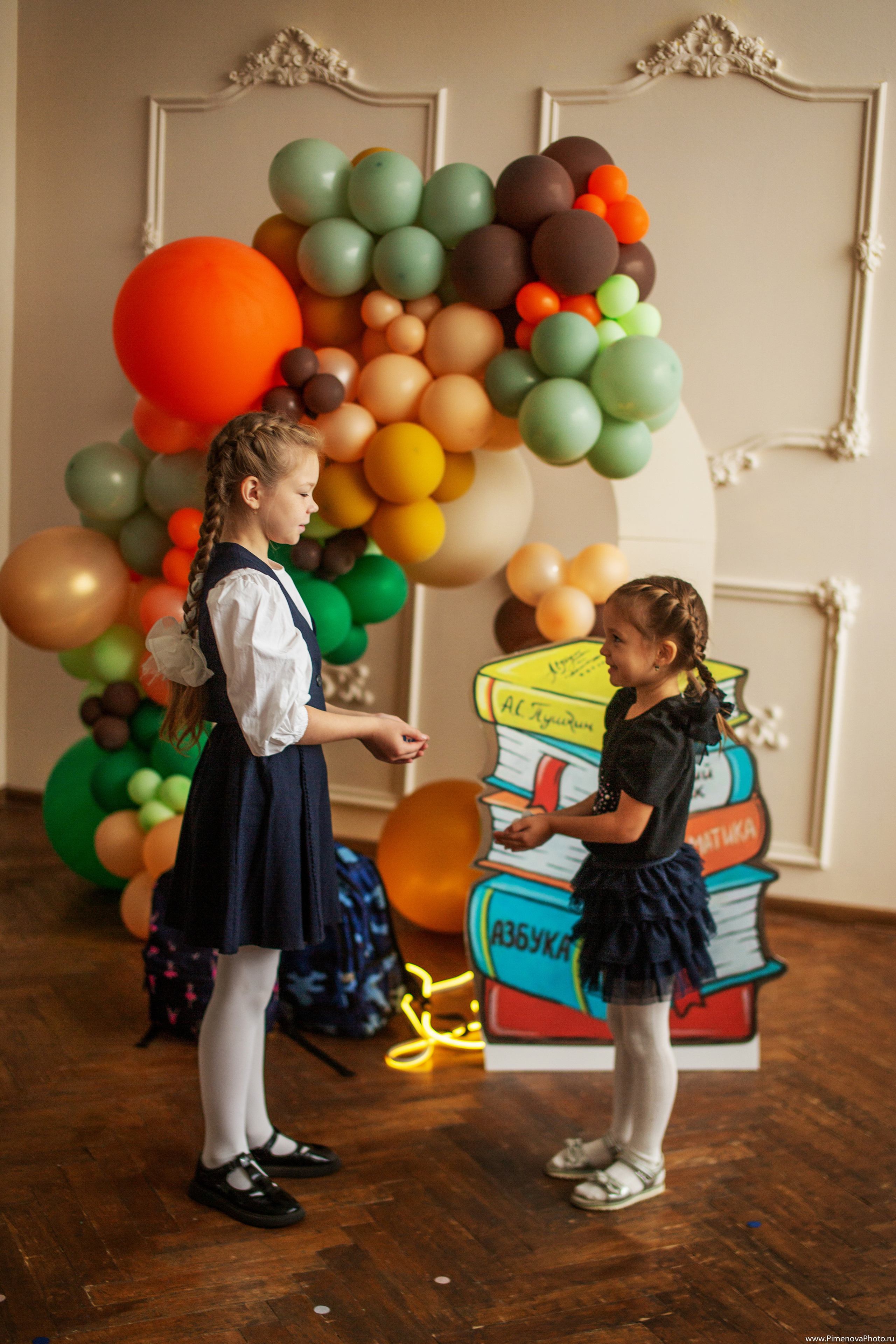 Аришка, Александр и Анастасия, 1 сентября. Семейный и детский фотограф в Петрозаводске