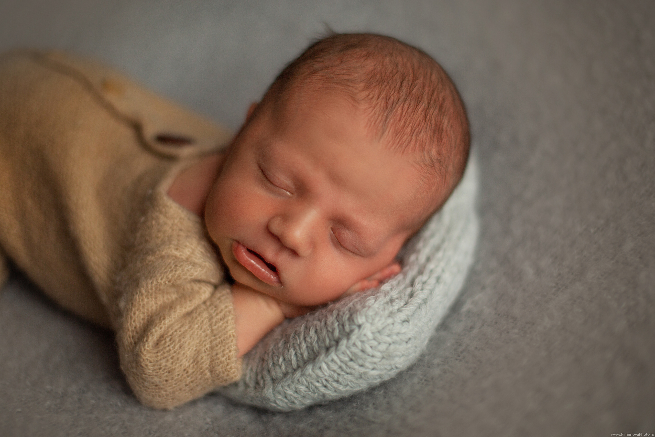 Новорождённый Артёмка. Семейный и детский фотограф в Петрозаводске