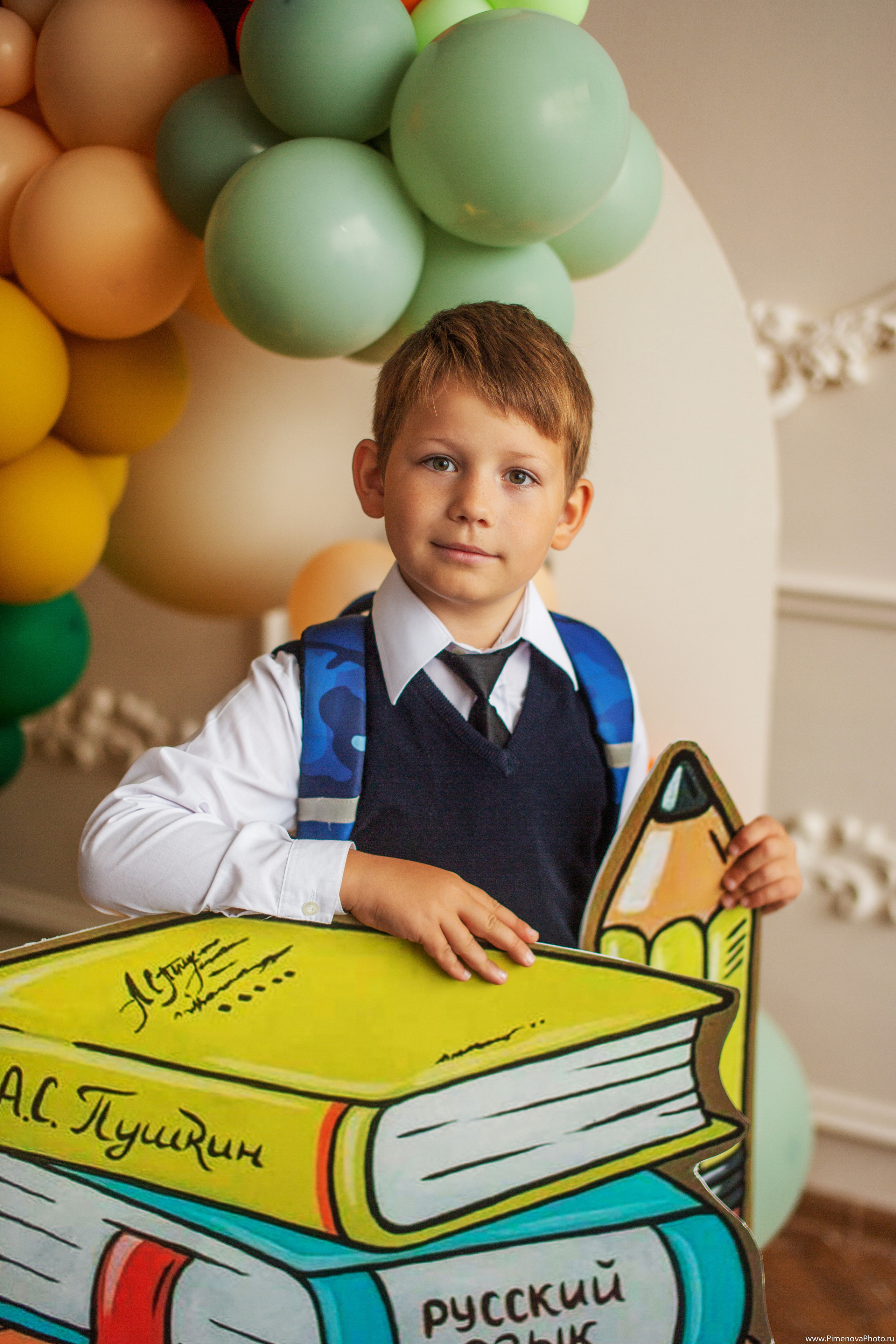 Аришка, Александр и Анастасия, 1 сентября. Семейный и детский фотограф в Петрозаводске