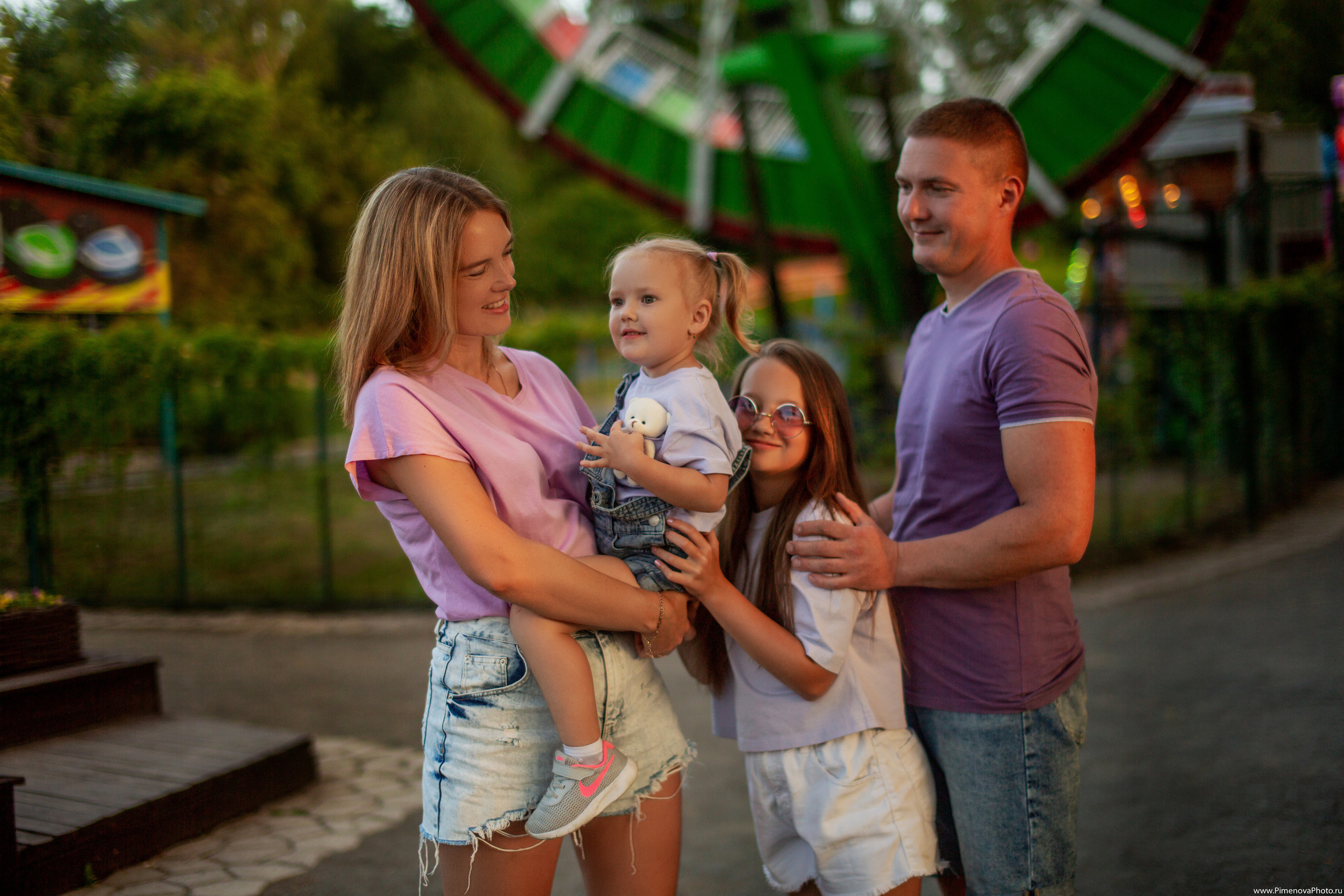 Семейная прогулка. Семейный и детский фотограф в Петрозаводске
