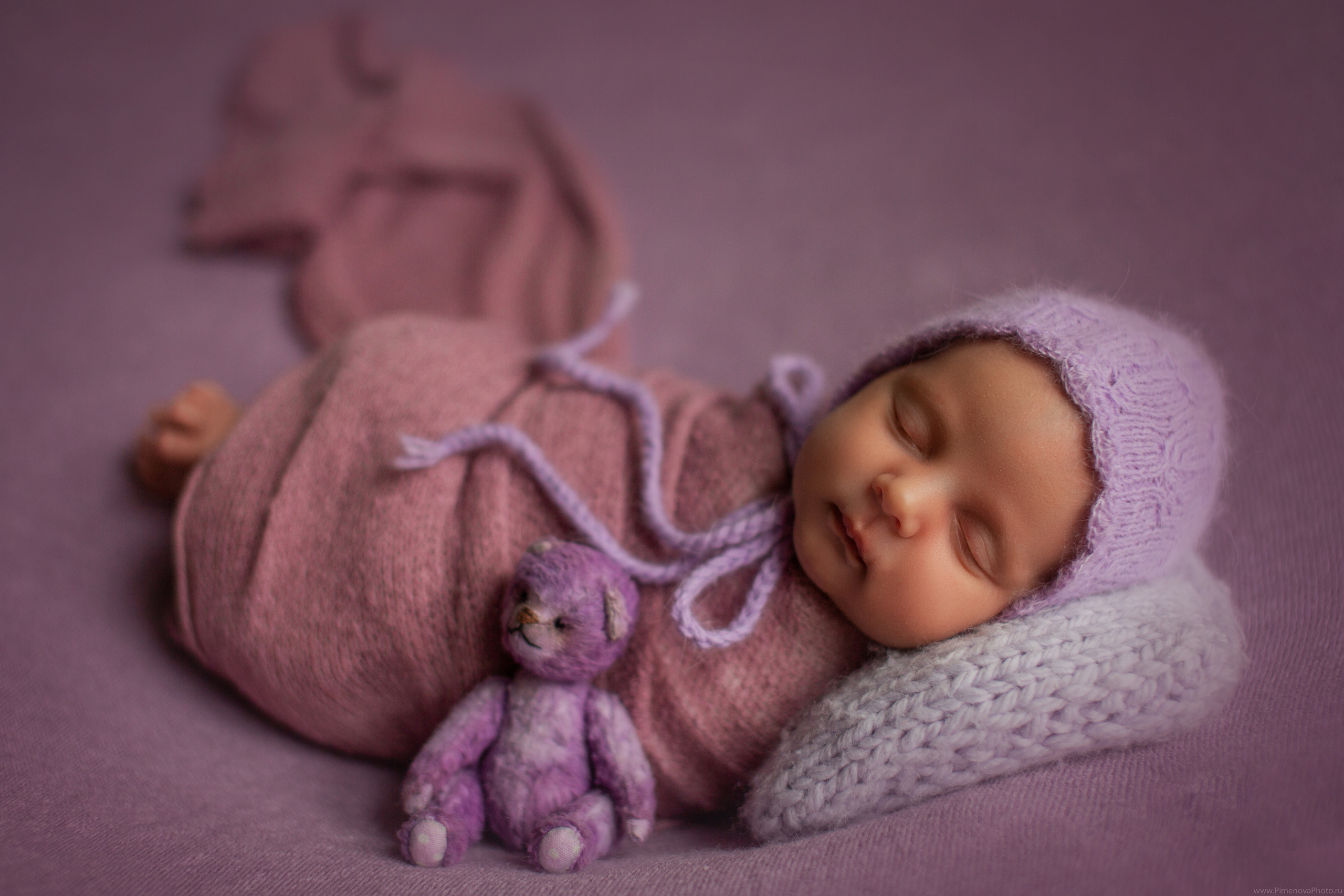 Новорождённая Анечка. Семейный и детский фотограф в Петрозаводске