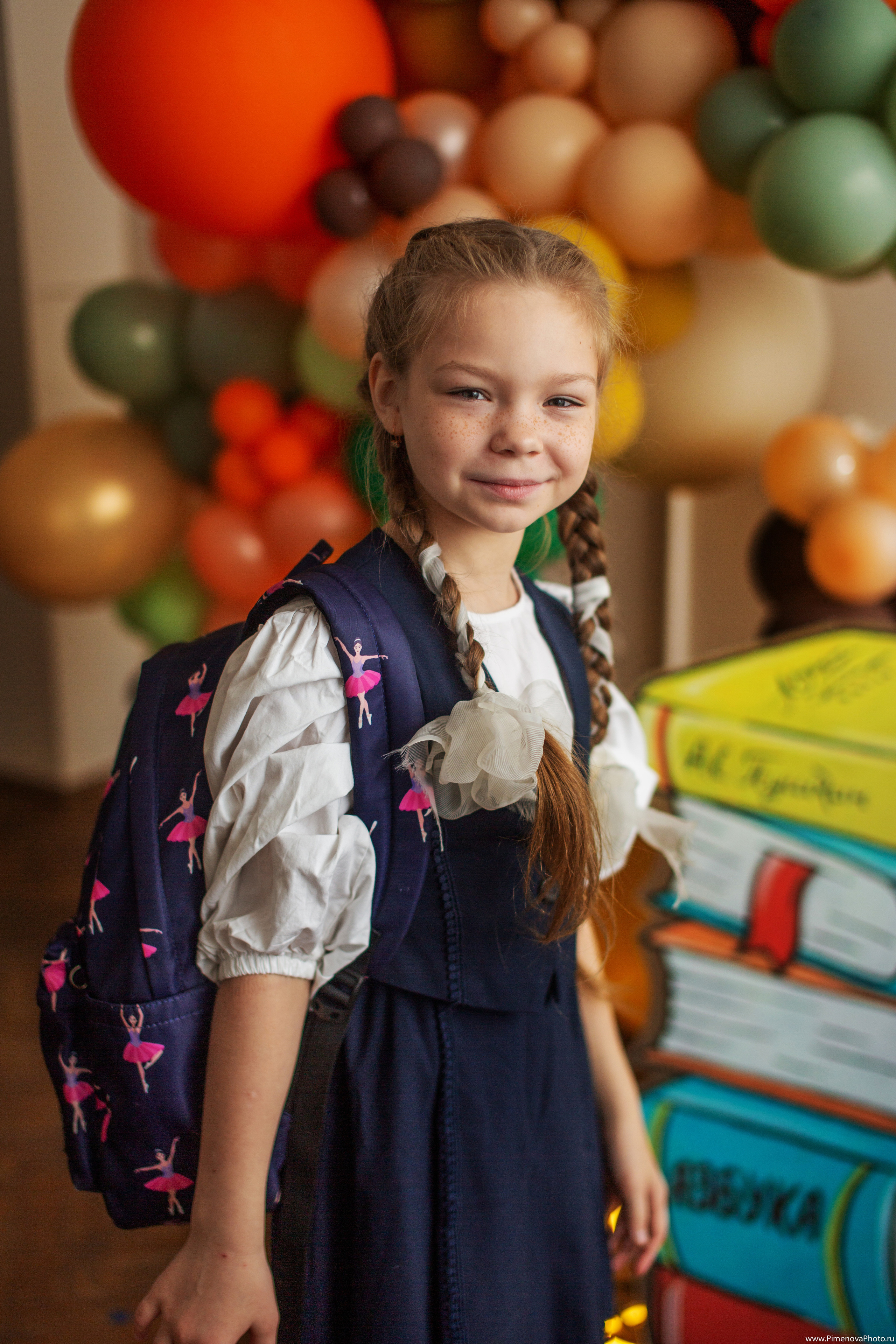 Аришка, Александр и Анастасия, 1 сентября. Семейный и детский фотограф в Петрозаводске