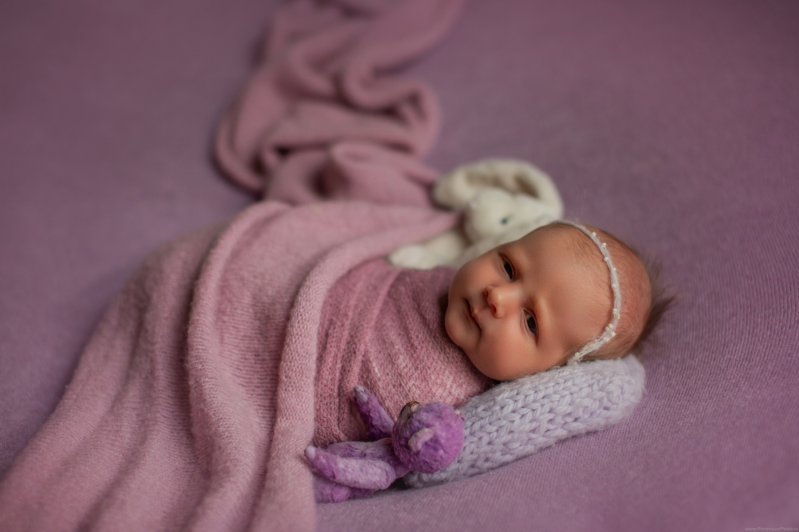 Новорождённая Анечка. Семейный и детский фотограф в Петрозаводске